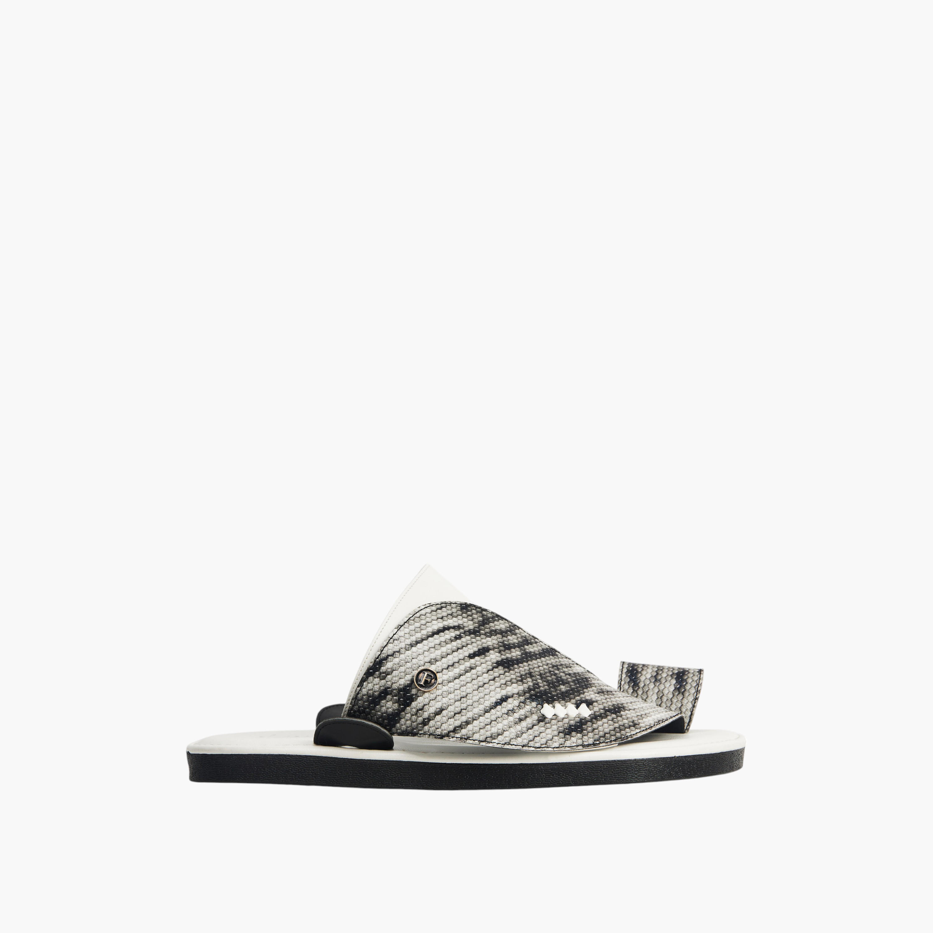 صندل عربي بإصبع من الواحة - مجموعة رمضان-men-shoes-sandals-image-2