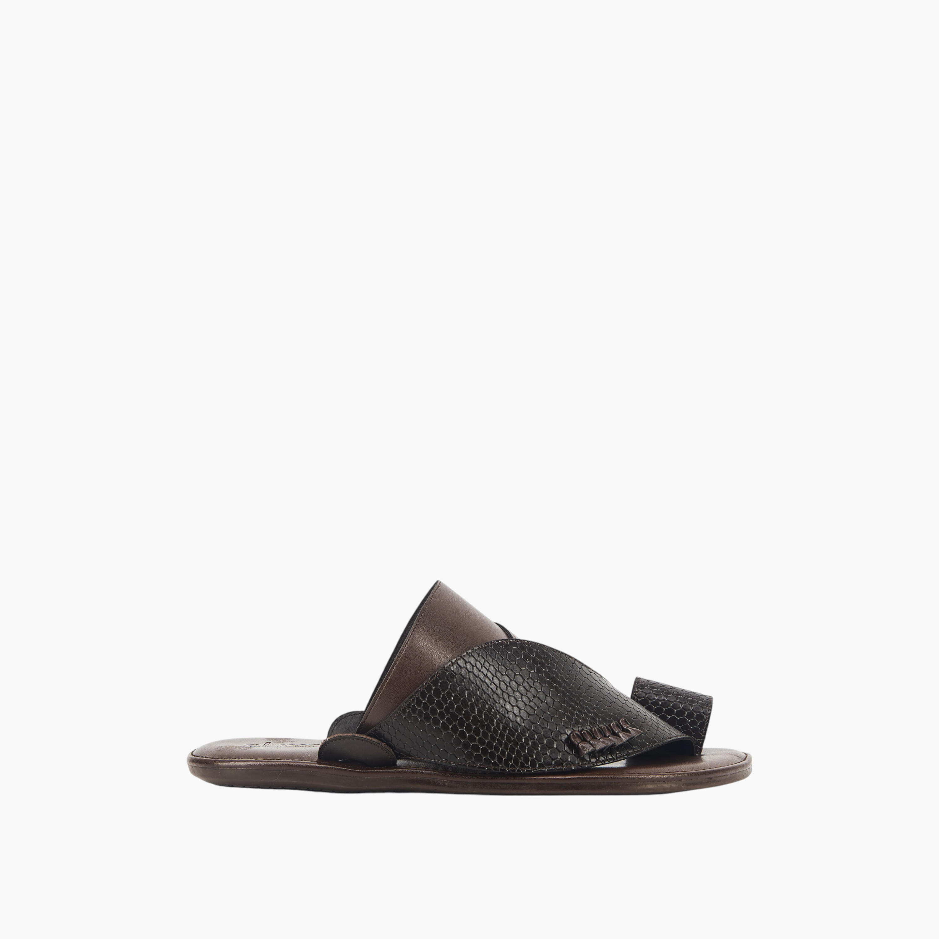 صندل عربي بحلقة إصبع من الواحة - تشكيلة رمضان-men-shoes-sandals-image-2