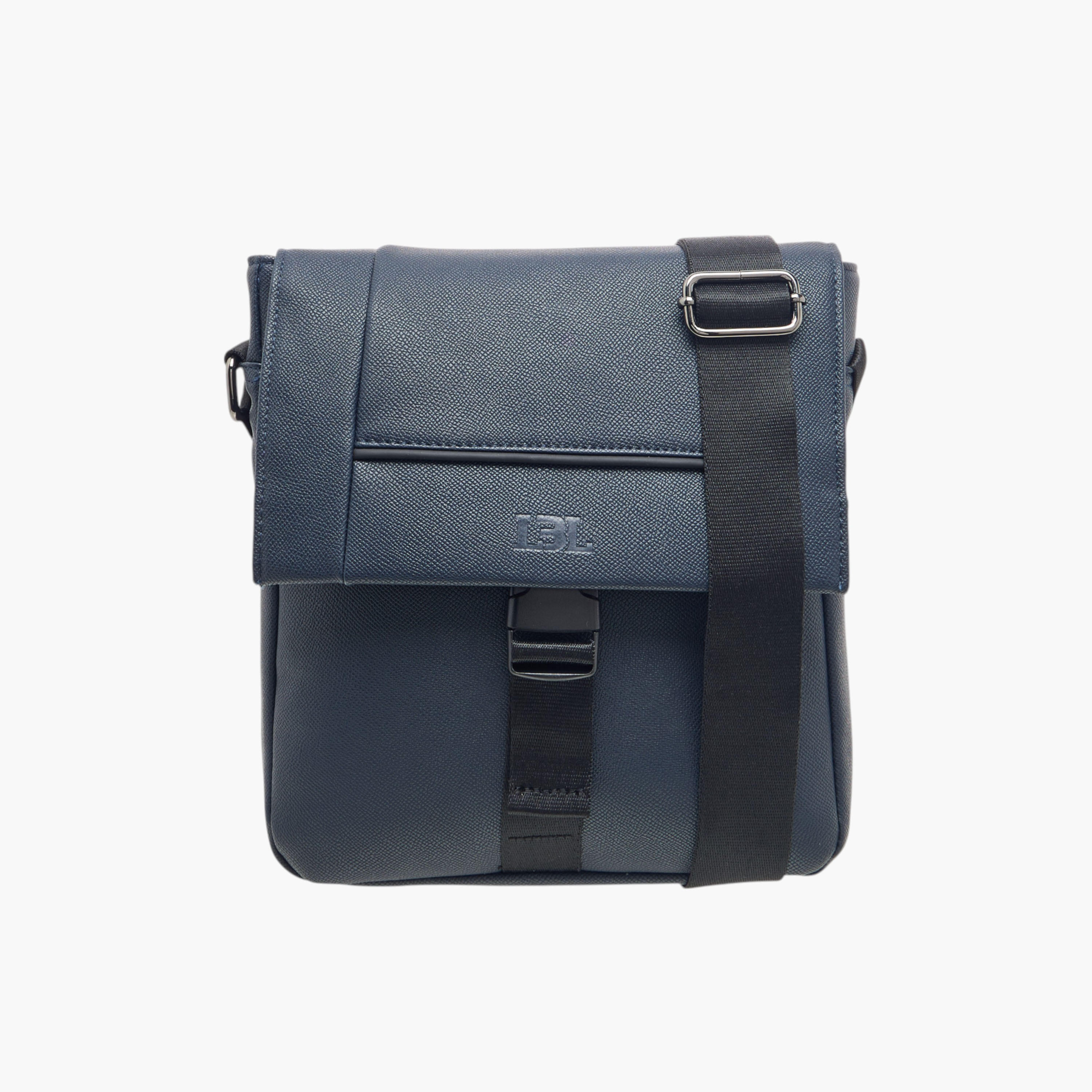 شنطة كروس بودي بارزة الملمس بحزام قابل للتعديل إل بي إل من شو إكسبريس-men-bags-image-1