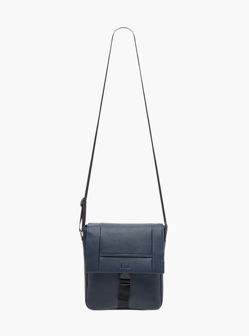 شنطة كروس بودي بارزة الملمس بحزام قابل للتعديل إل بي إل من شو إكسبريس-men-bags-image-2