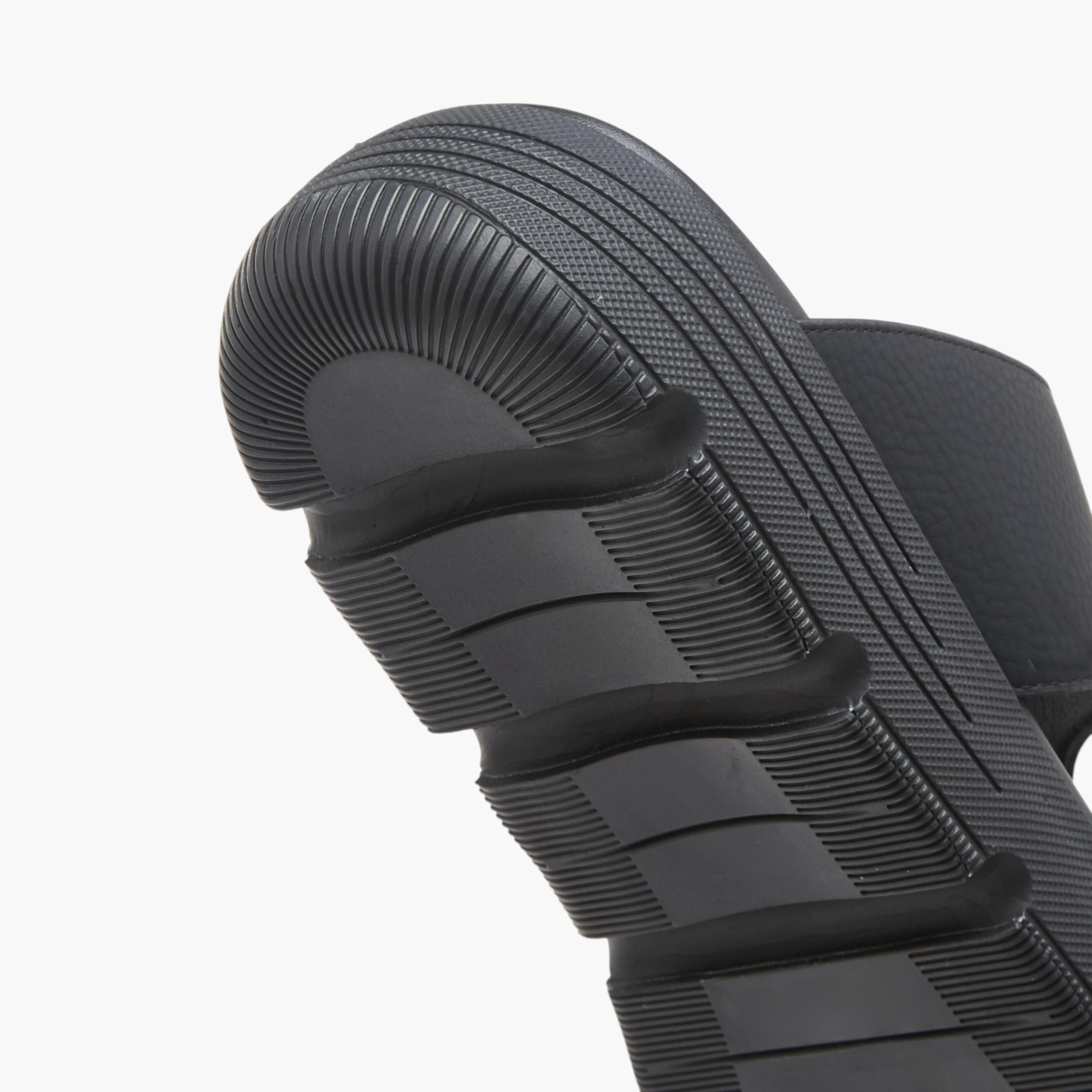 صندل مريح سهل الارتداء بزينة معدنية من لو كونفورت-men-shoes-sandals-image-6
