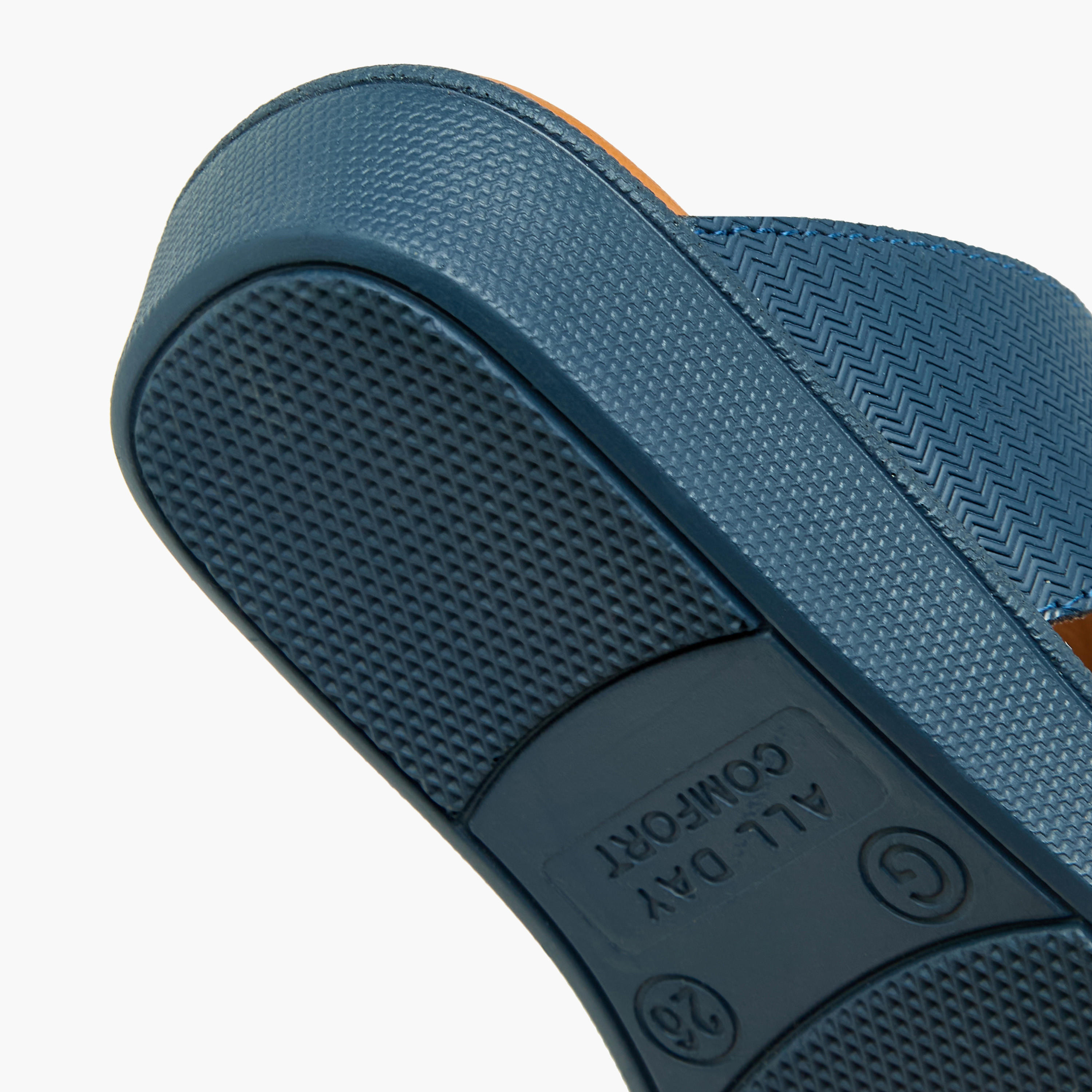 Le Confort Boys Buckle Accent Arabic Sandals-boys-shoes-sandals-image-6
