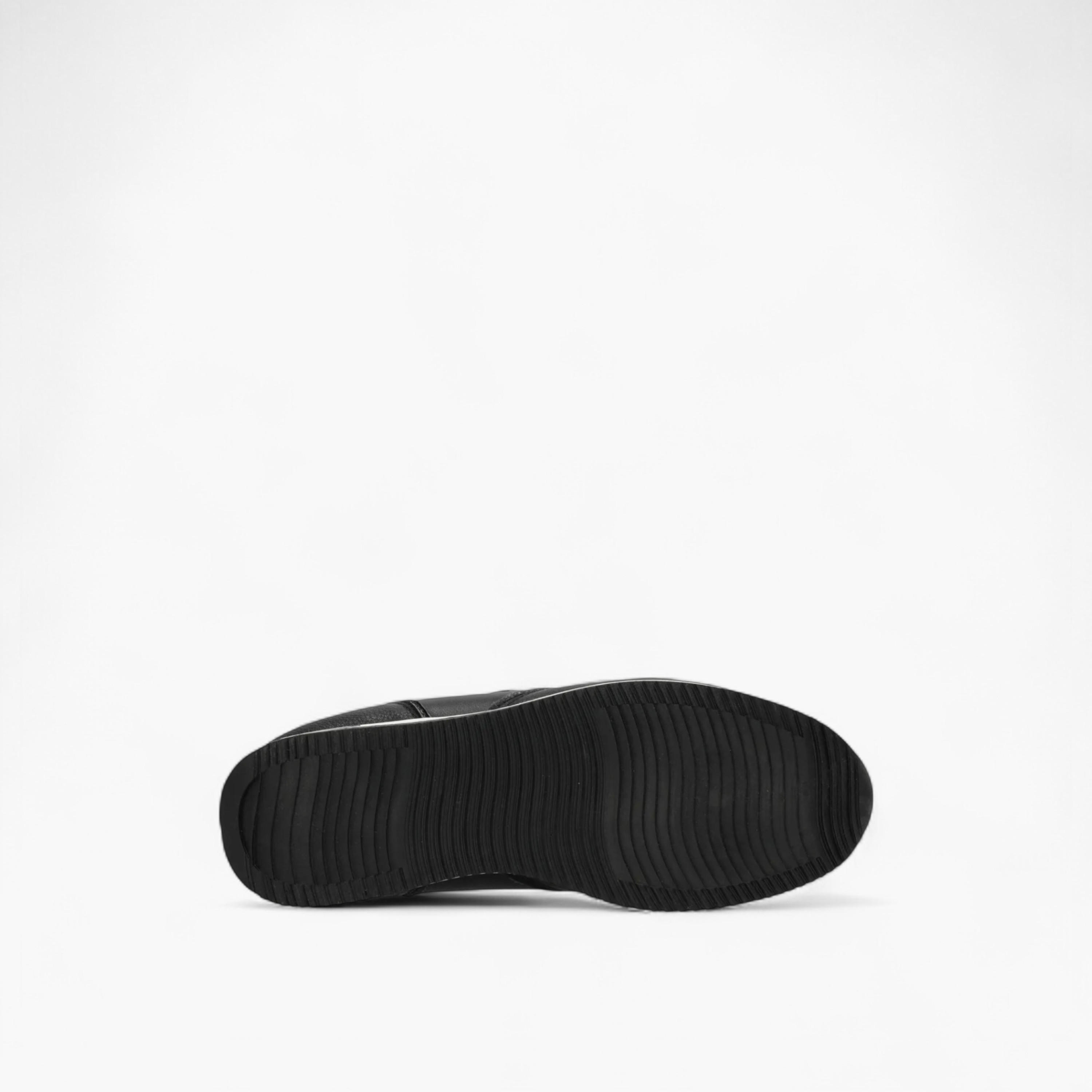 حذاء سنيكرز متعدد التصاميم برباط إغلاق وزخارف ميتاليك من ميكس-women-shoes-sneakers-image-6