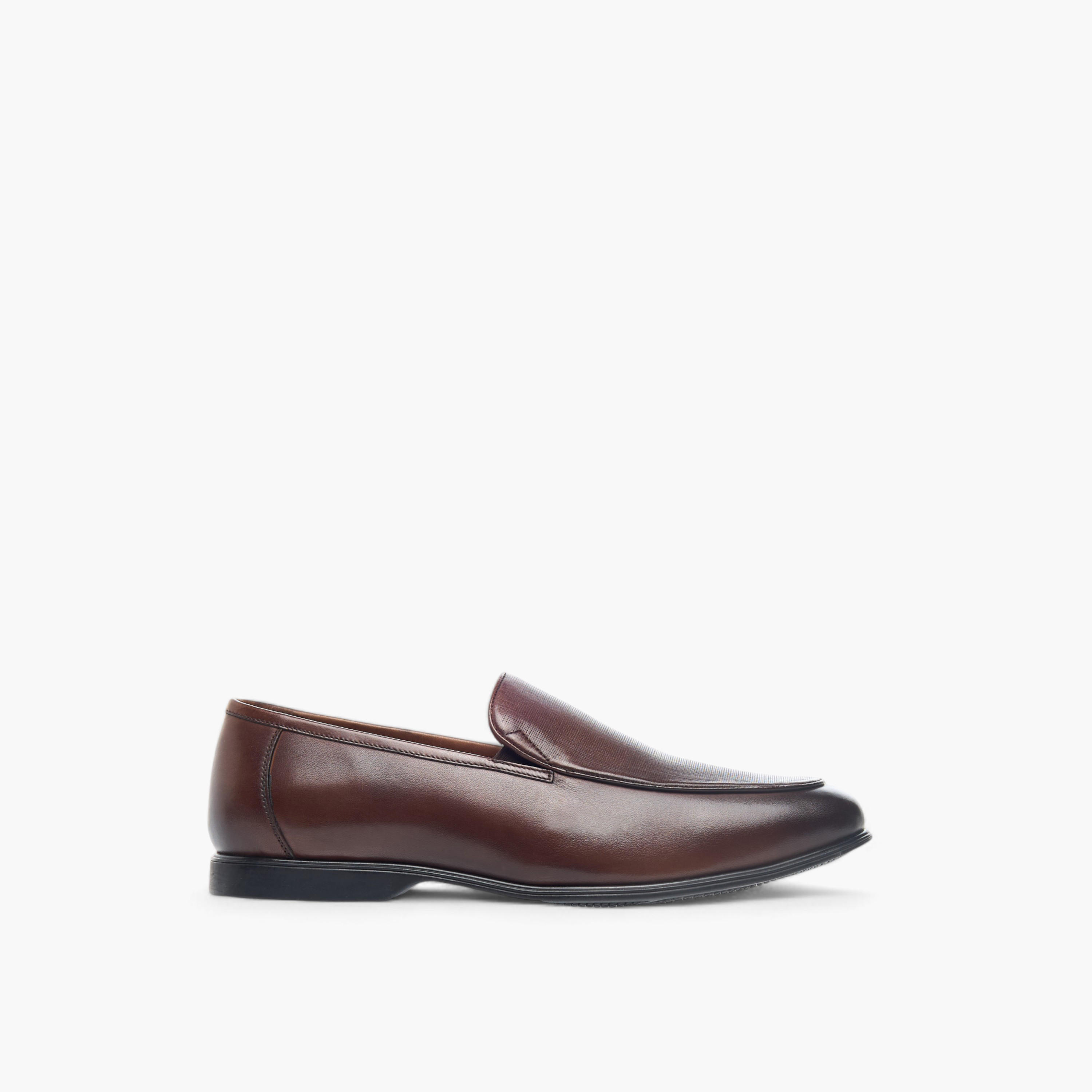 حذاء سهل الارتداء جلد بارز الملمس مريح من لو كونفورت-men-shoes-formalshoes-image-4