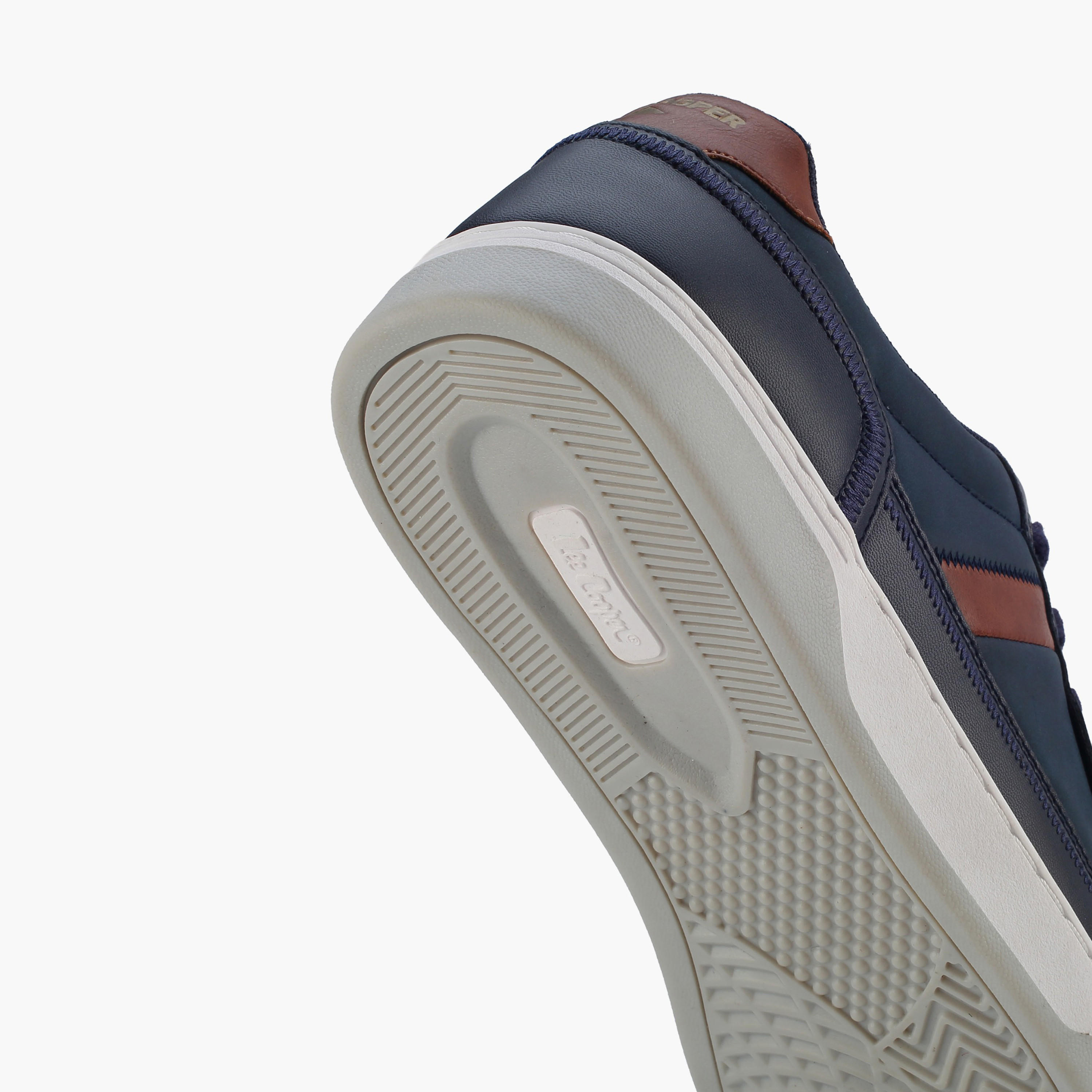 حذاء سنيكرز برباط للرجال من لي كوبر-men-shoes-sneakers-image-1