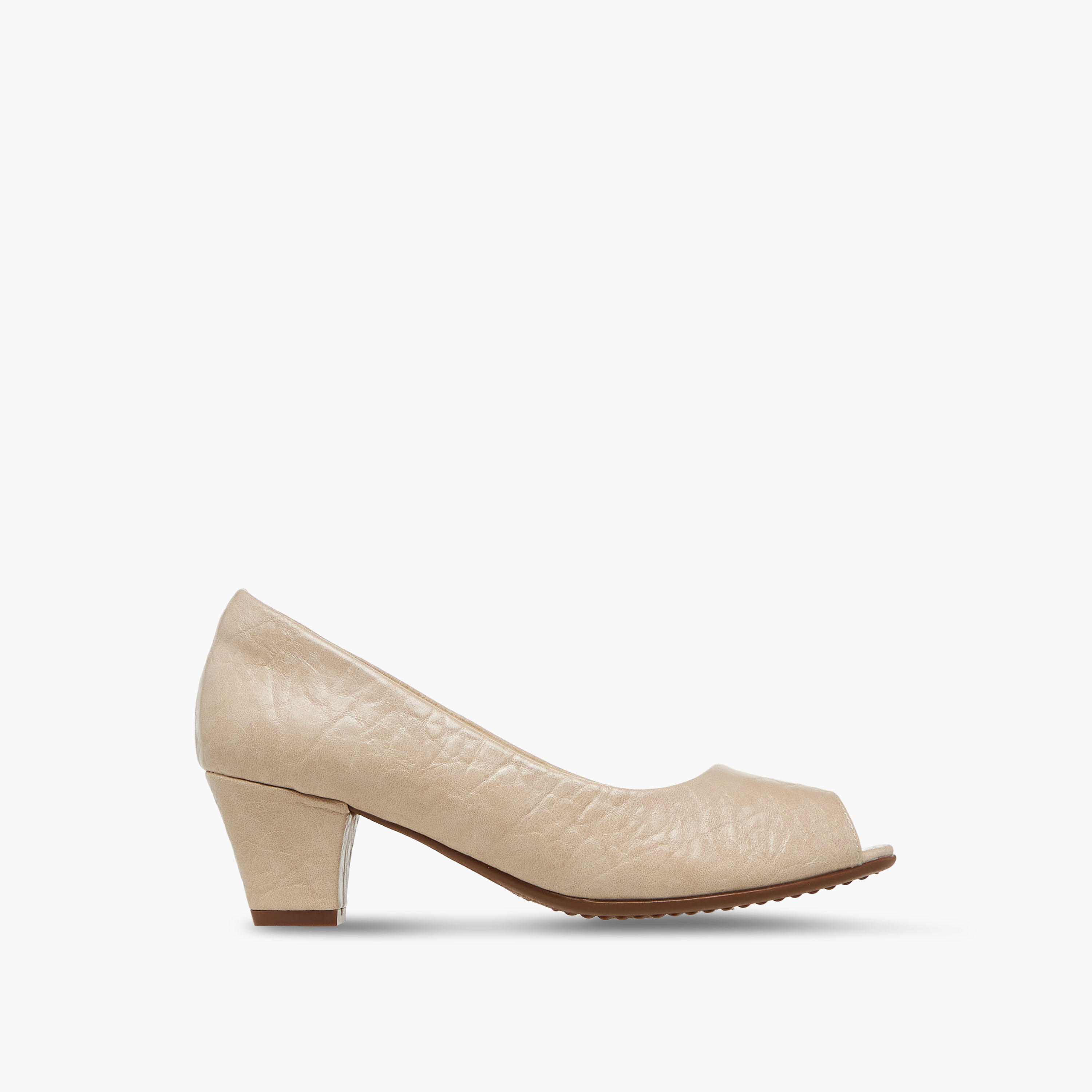 Le Confort Women Textured Slip-On Block Heel Shoes-women-shoes-heels-image-3