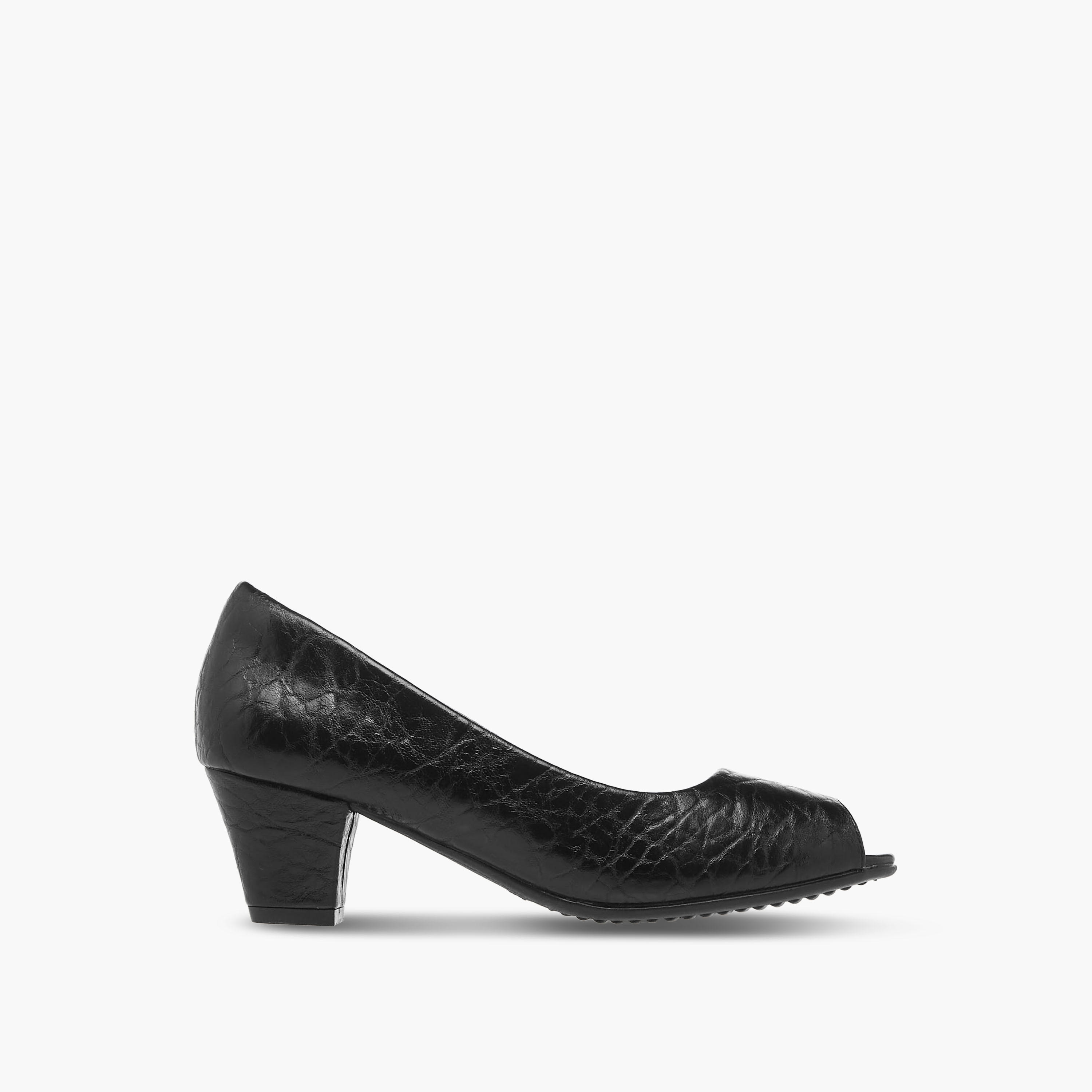 Le Confort Women Textured Slip-On Block Heel Shoes-women-shoes-heels-image-3