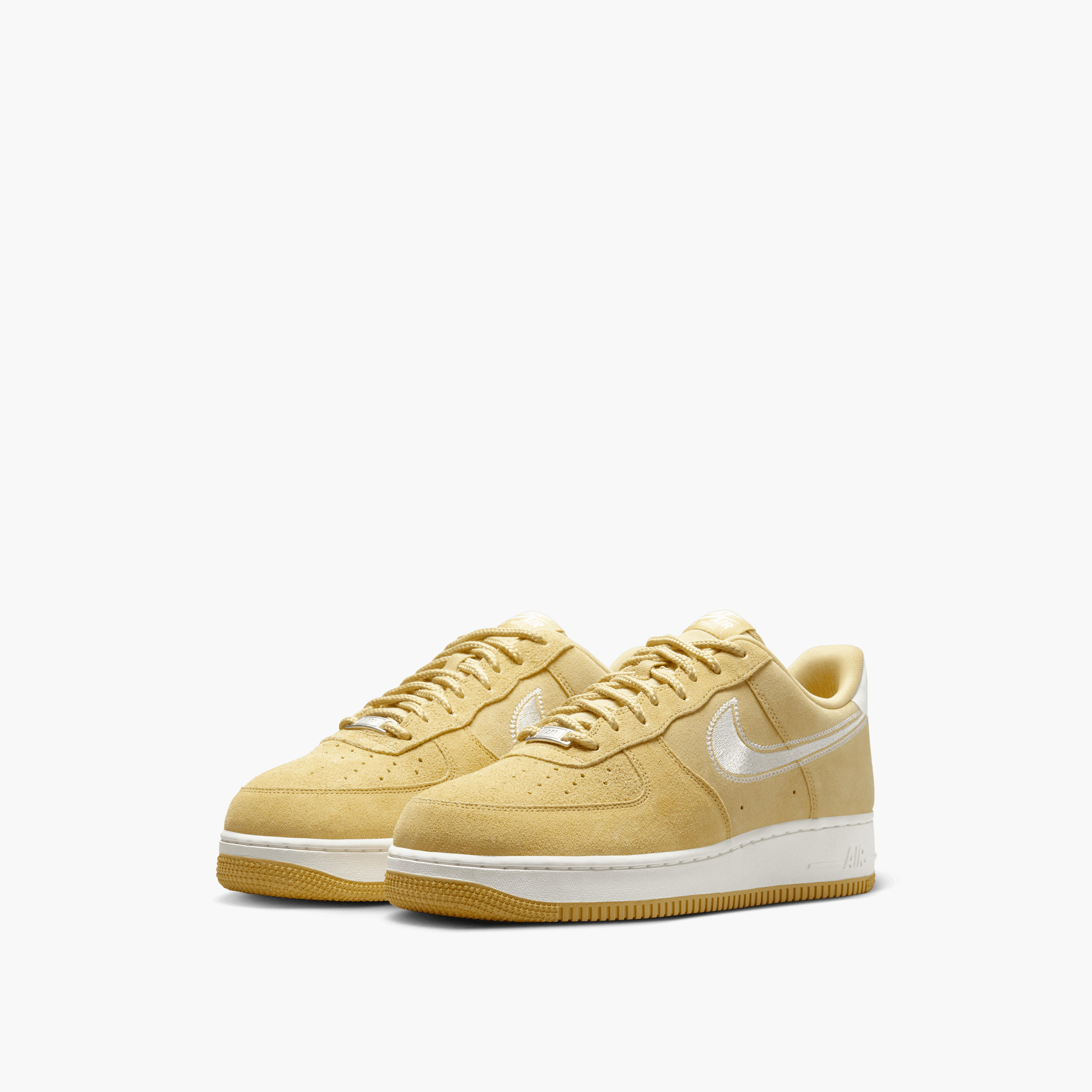 حذاء سنيكرز إيرفورس 1 برباط للرجال من نايك - NKHJ4465-700-men-shoes-sneakers-image-2