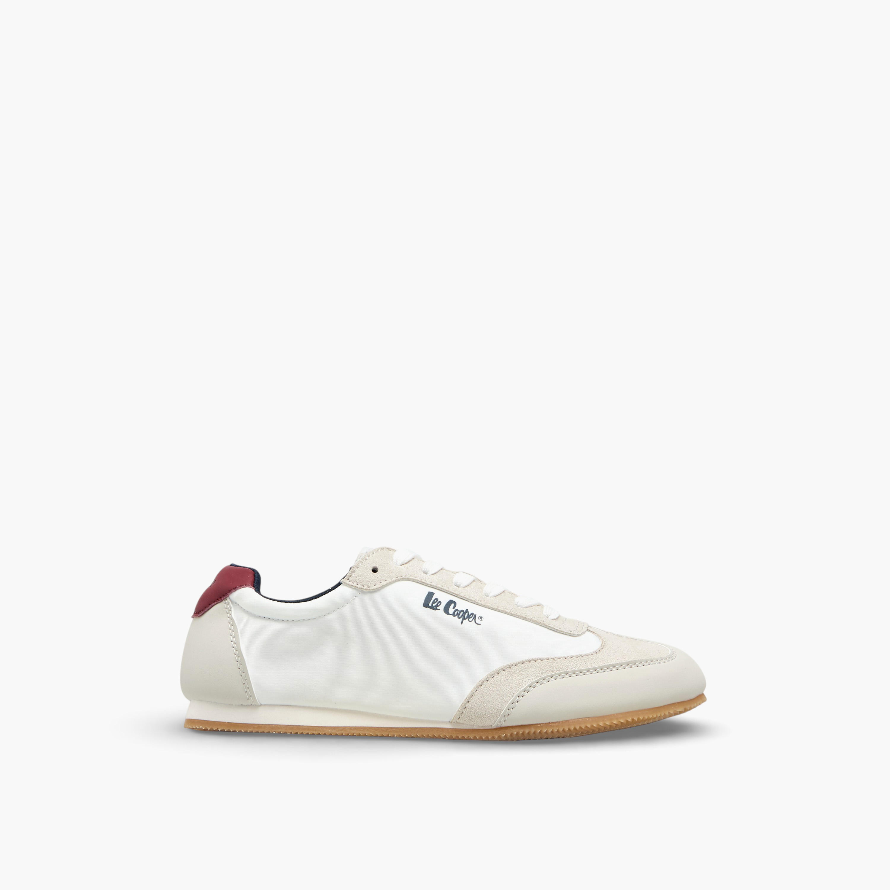 حذاء سنيكرز برباط إغلاق للنساء من لي كوبر-women-shoes-sneakers-image-3
