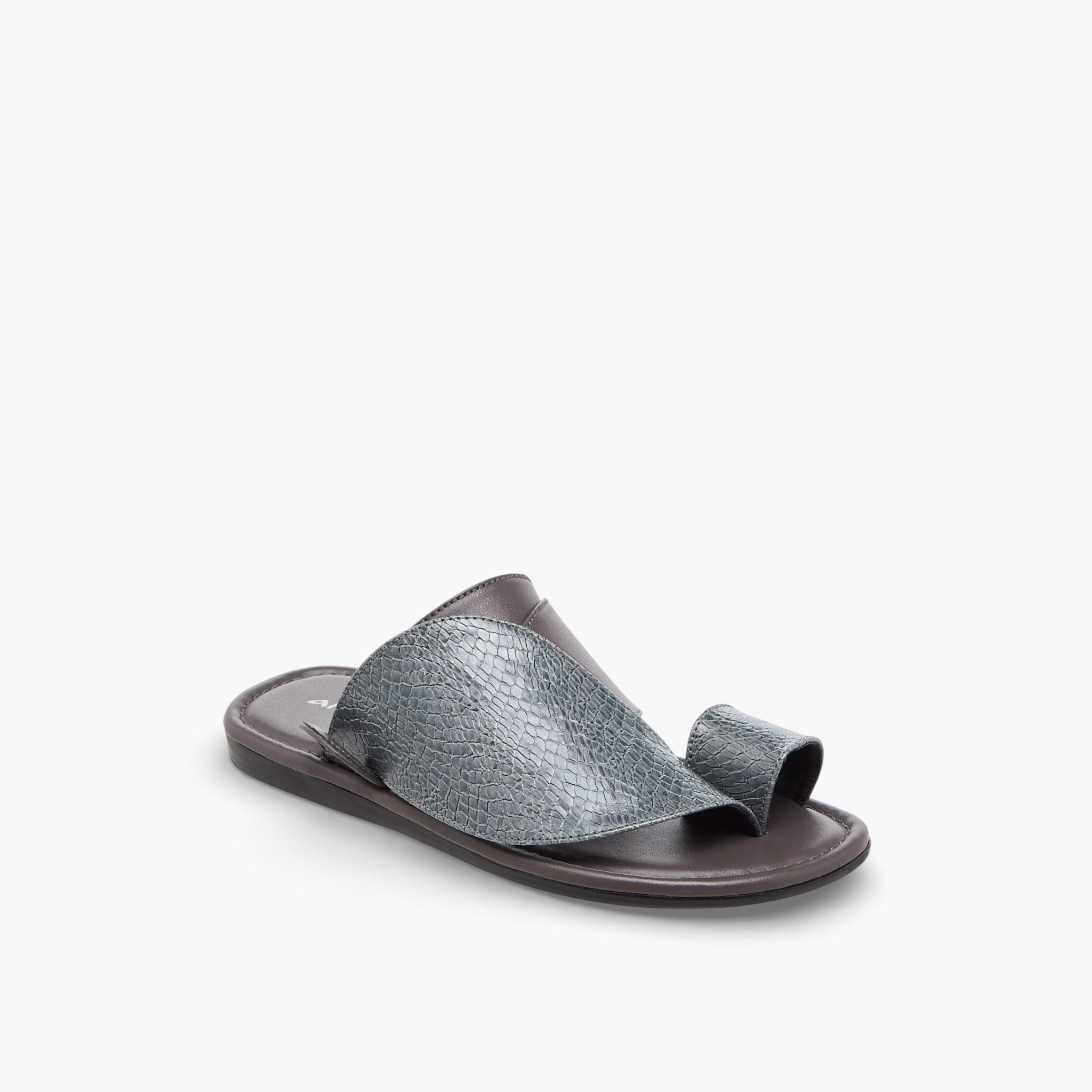 Al Waha Boys Slip-On Arabic Sandals-boys-shoes-sandals-image-3