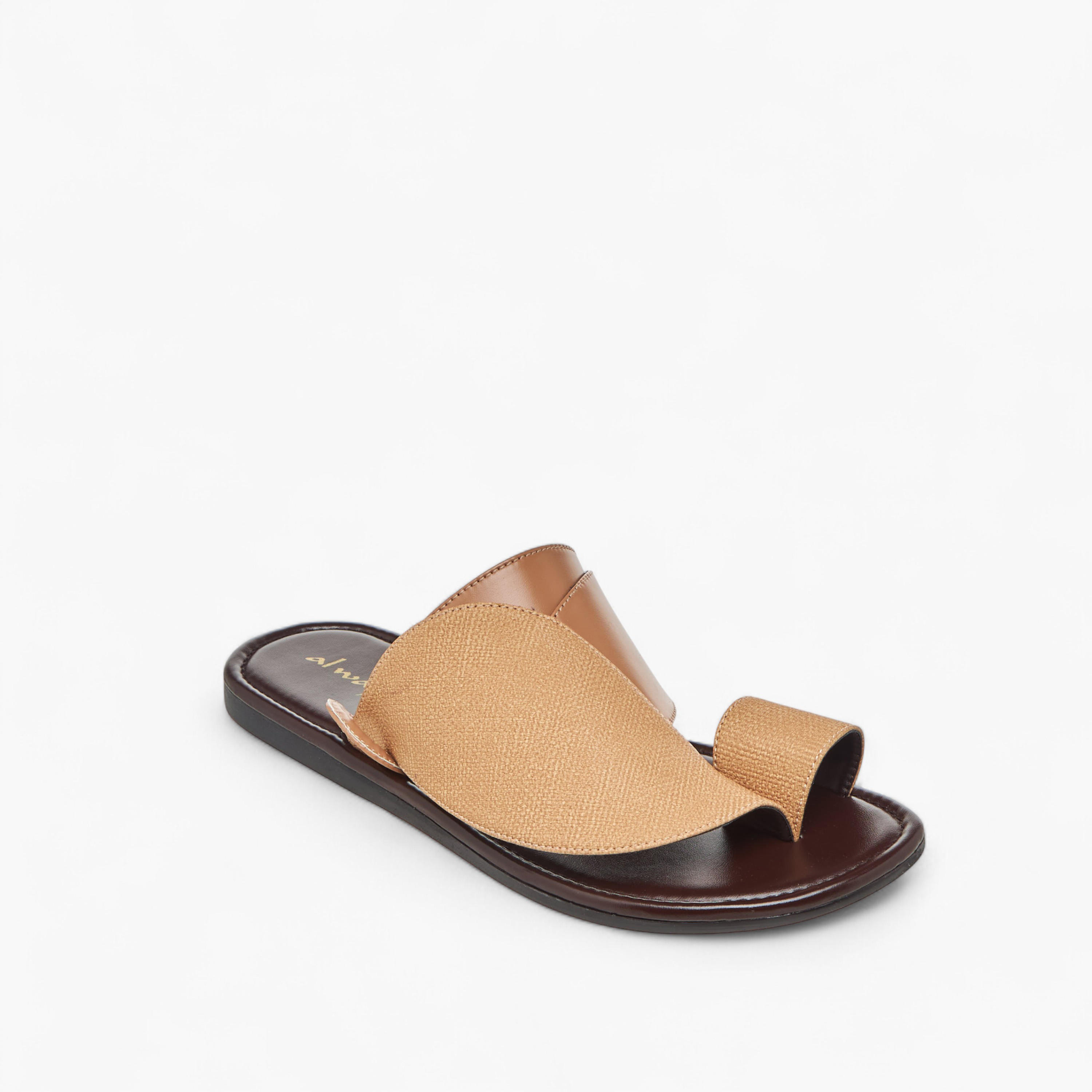 صندل عربي رجالي بحلقة إصبع من الواحة-men-shoes-sandals-image-2