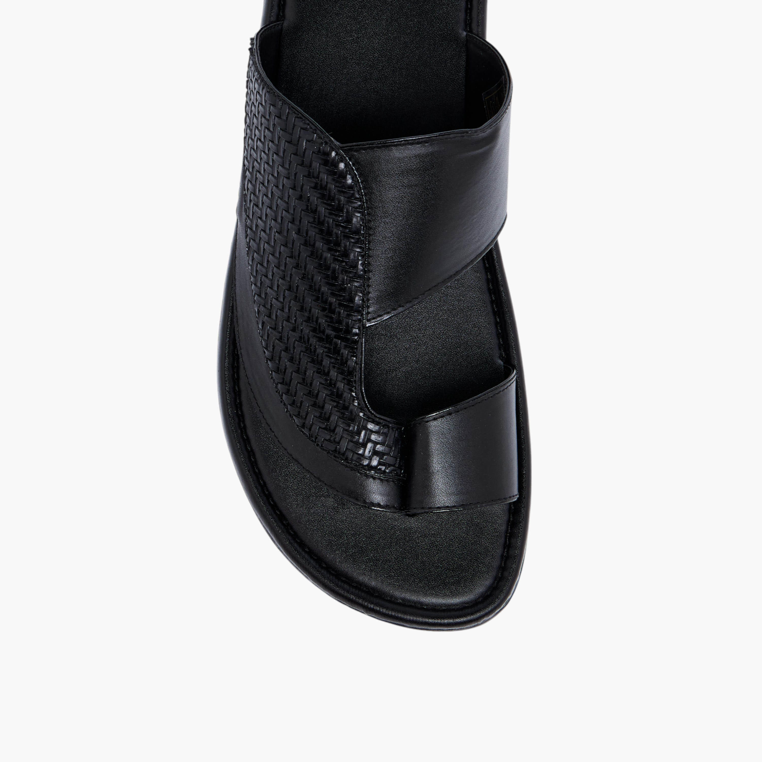 صندل عربي بارز الملمس سهل الارتداء من إل بي إل من شو إكسبرس-men-shoes-sandals-image-11