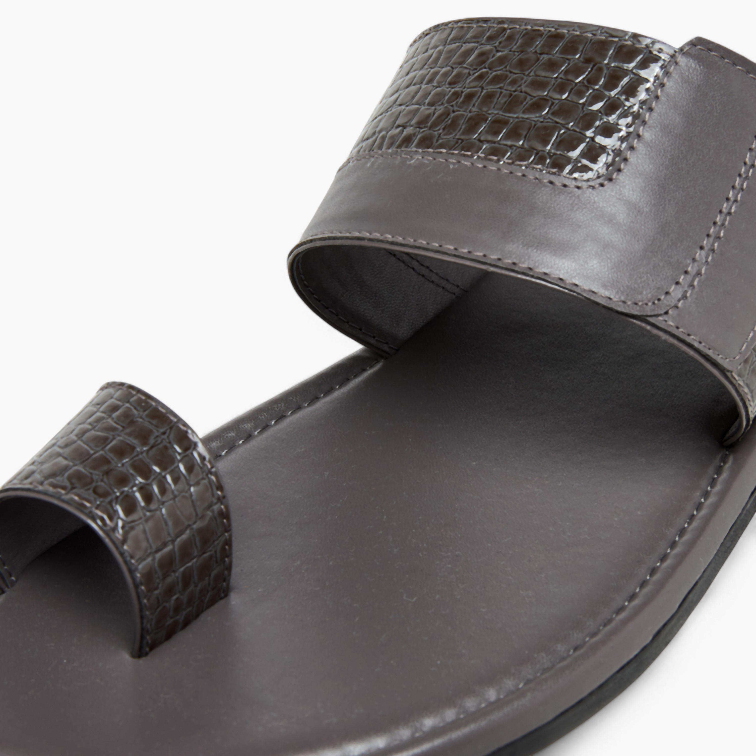 LBL by Shoexpress Panelled Arabic Sandals-men-shoes-sandals-image-4