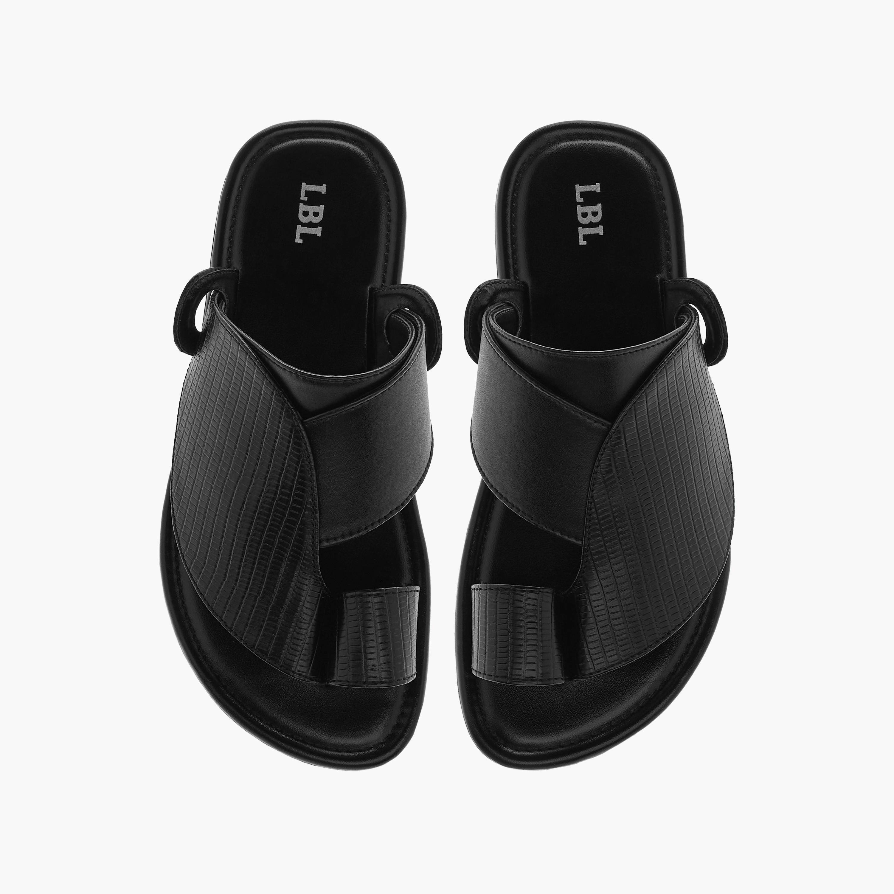 صندل عربي سهل الارتداء بارز الملمس بتفاصيل حلقة إصبع إل بي إل من شو إكسبريس-boys-shoes-sandals-image-5