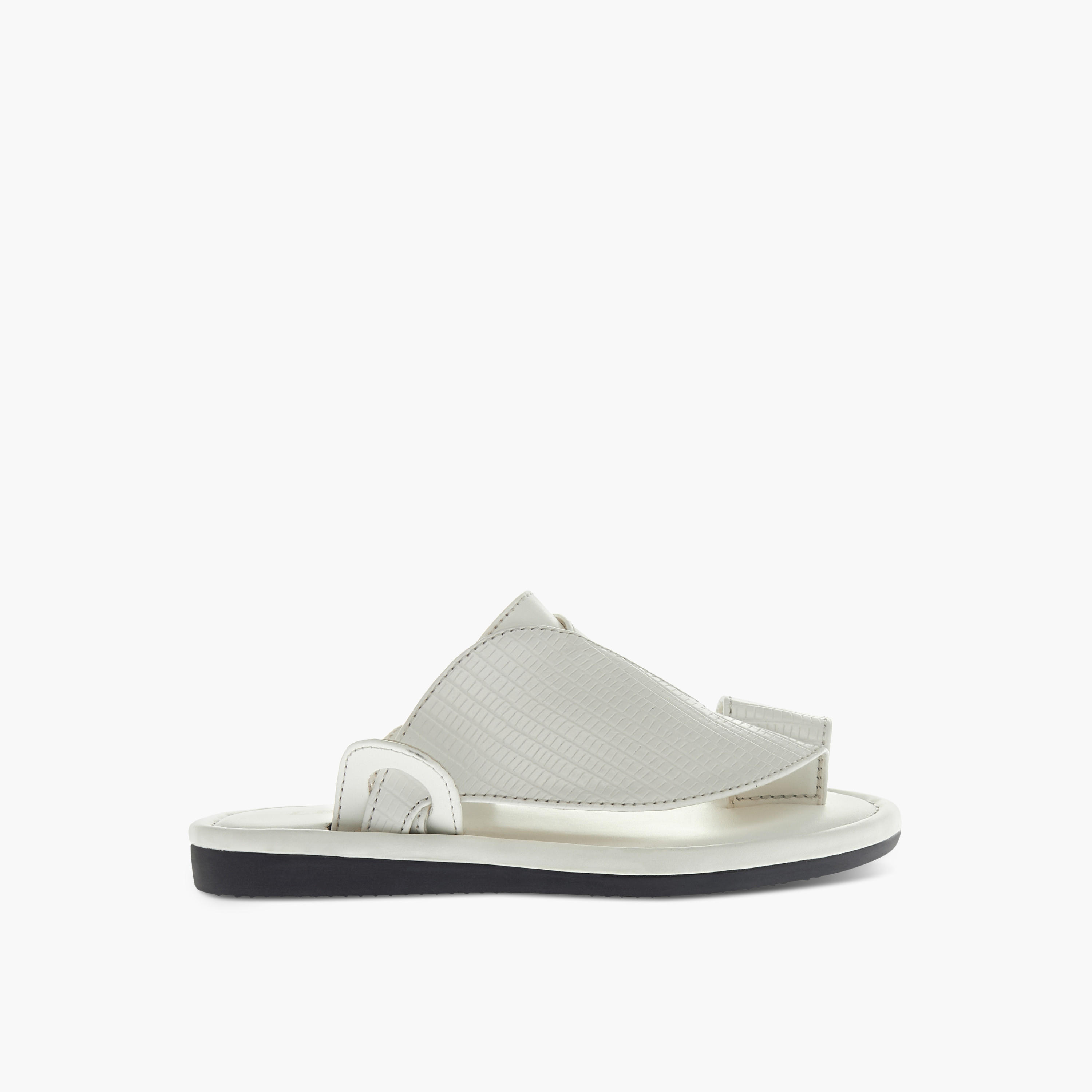 صندل عربي سهل الارتداء بارز الملمس إل بي إل من شو إكسبريس-boys-shoes-sandals-image-6