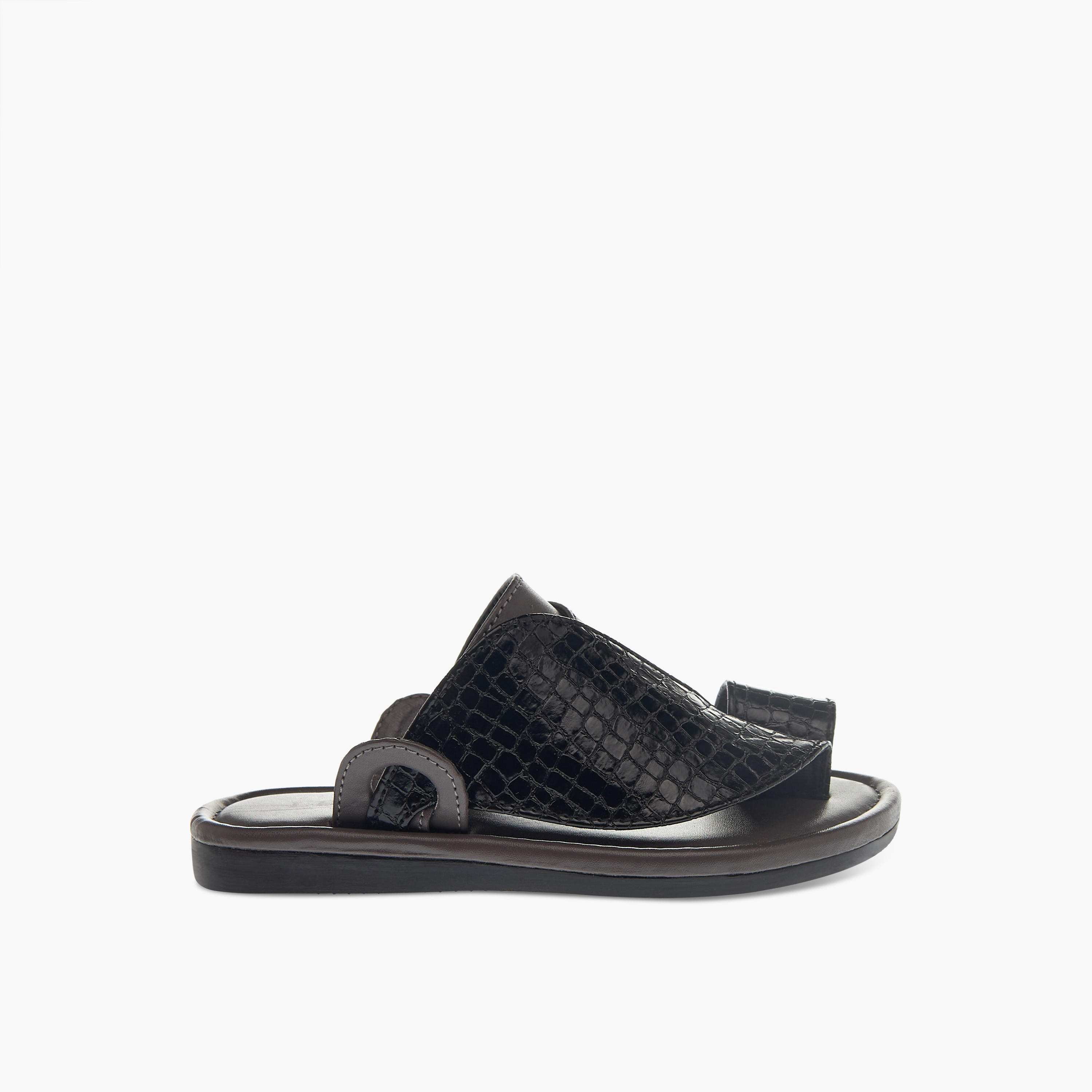 صندل عربي سهل الارتداء بارز الملمس إل بي إل من شو إكسبريس-boys-shoes-sandals-image-6