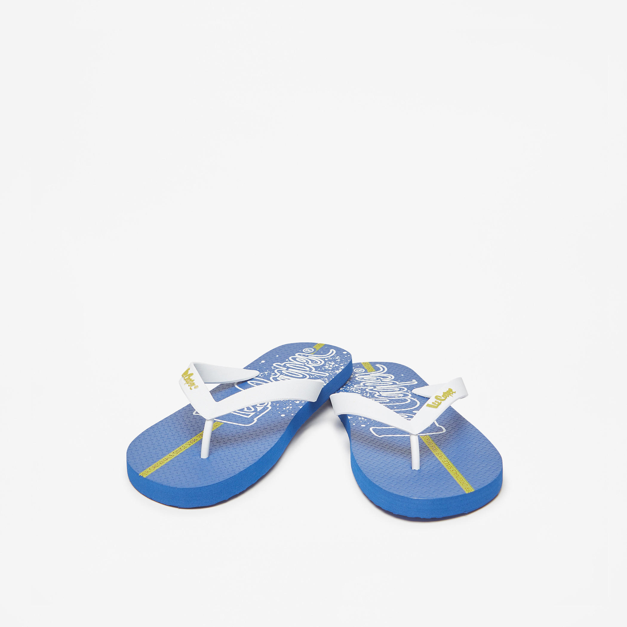 شبشب بإصبع سهل الارتداء بتفاصيل شعار للرجال من لي كوبر-men-shoes-flipflopsandslides-image-2