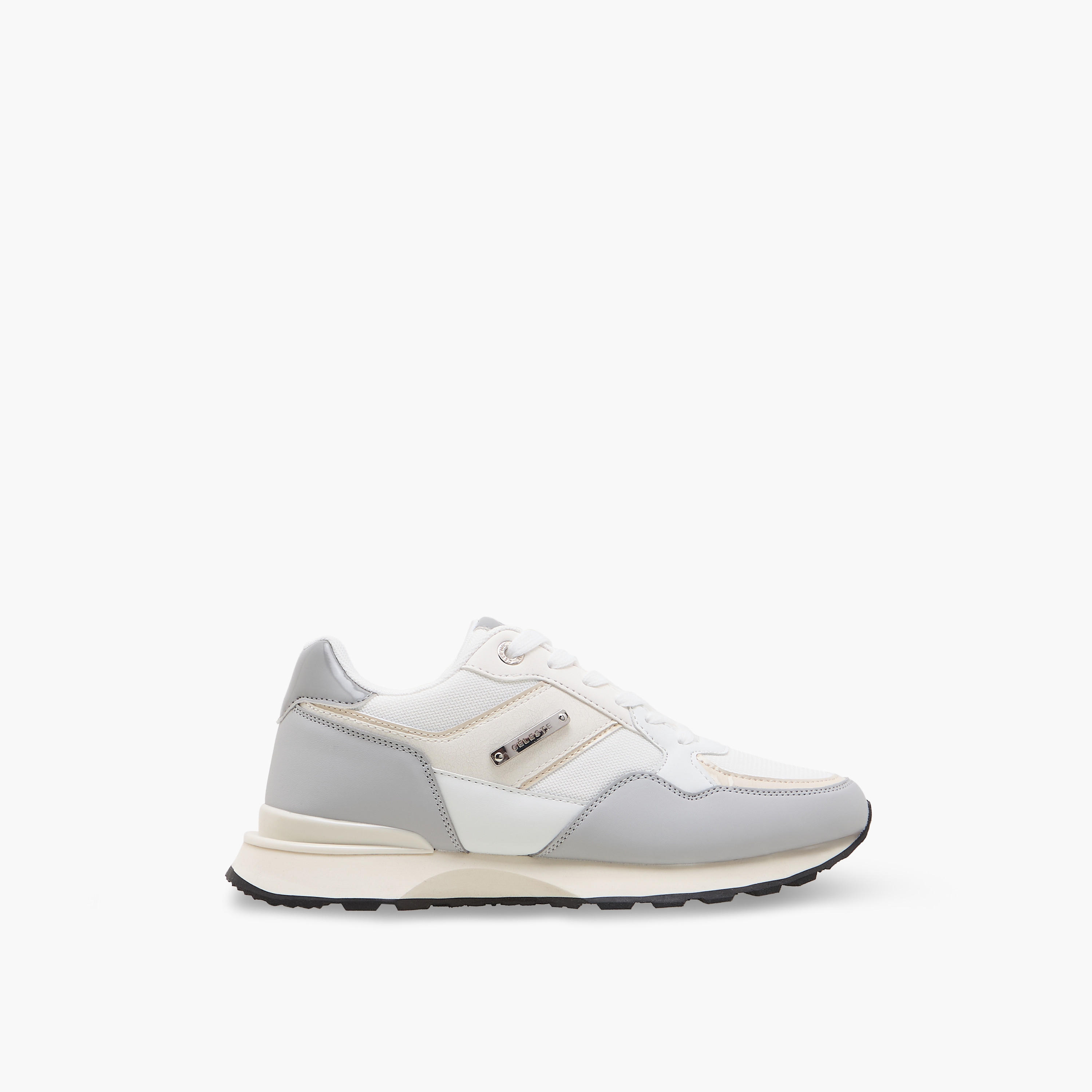 حذاء سنيكرز بألواح ورباط إغلاق للنساء من سيليست-women-shoes-sneakers-image-3