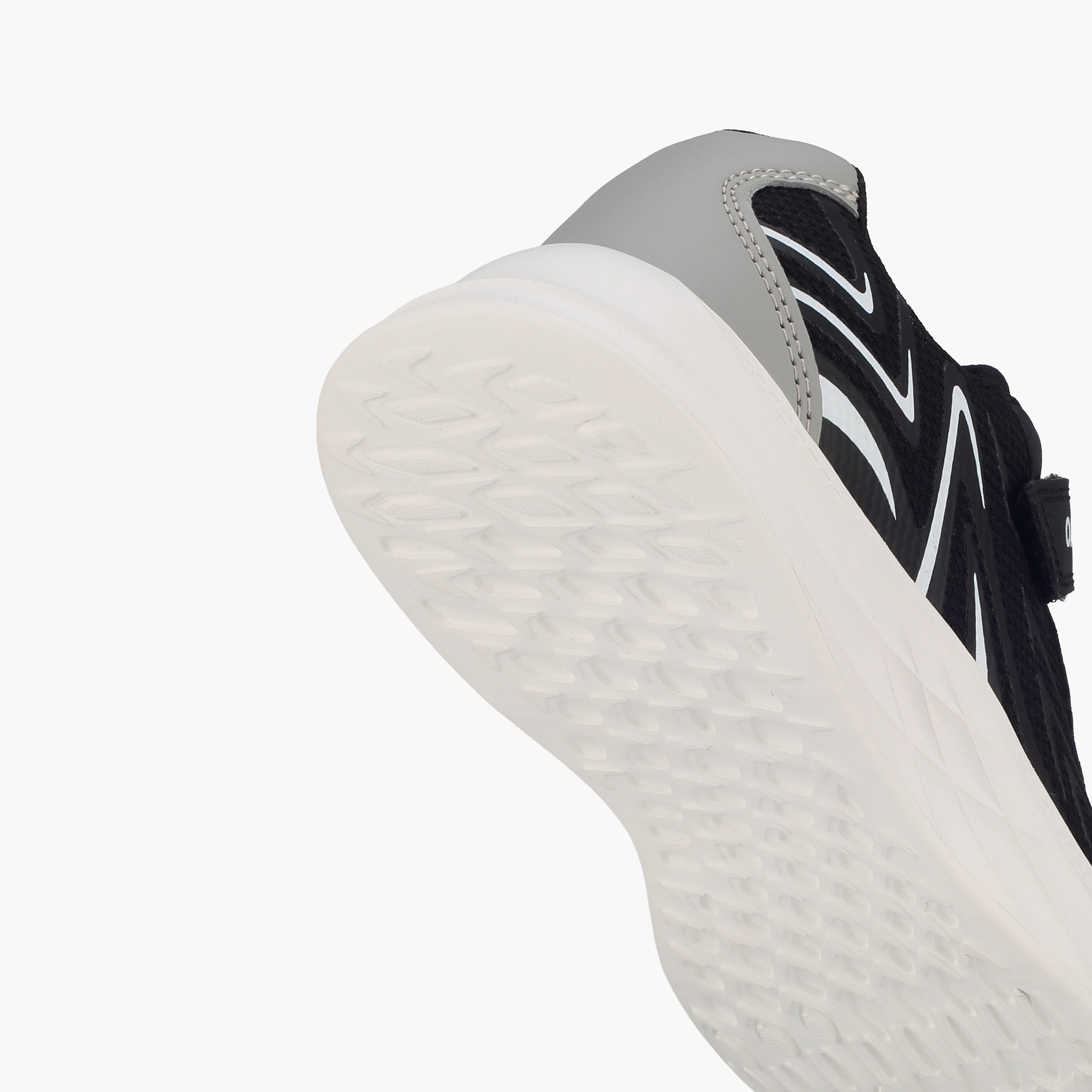 حذاء جري للأولاد بشريط لاصق من أوكلان بواسطة شو إكسبريس-boys-shoes-sports-image-5