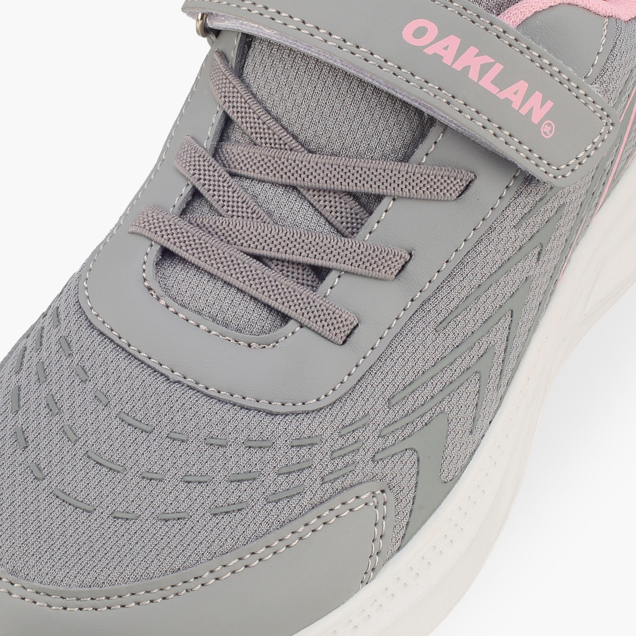 حذاء جري بشريط إغلاق لاصق للبنات من أوكلان باي شو أكسبريس-sports-girls-shoes-image-9