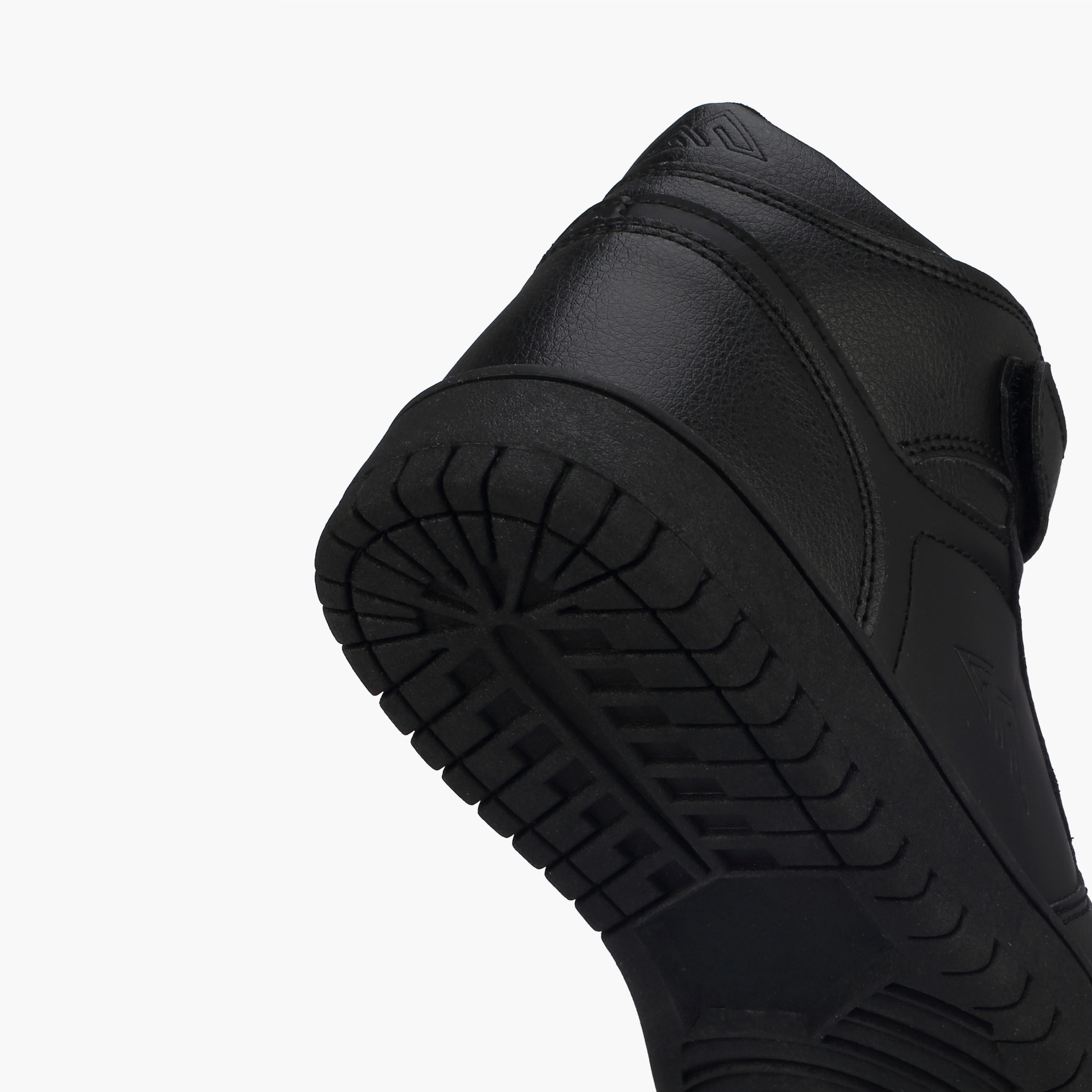 حذاء سنيكرز عالي بشريط إغلاق لاصق للأولاد من أوكلان من شو أكسبريس-boys-shoes-sneakers-image-5