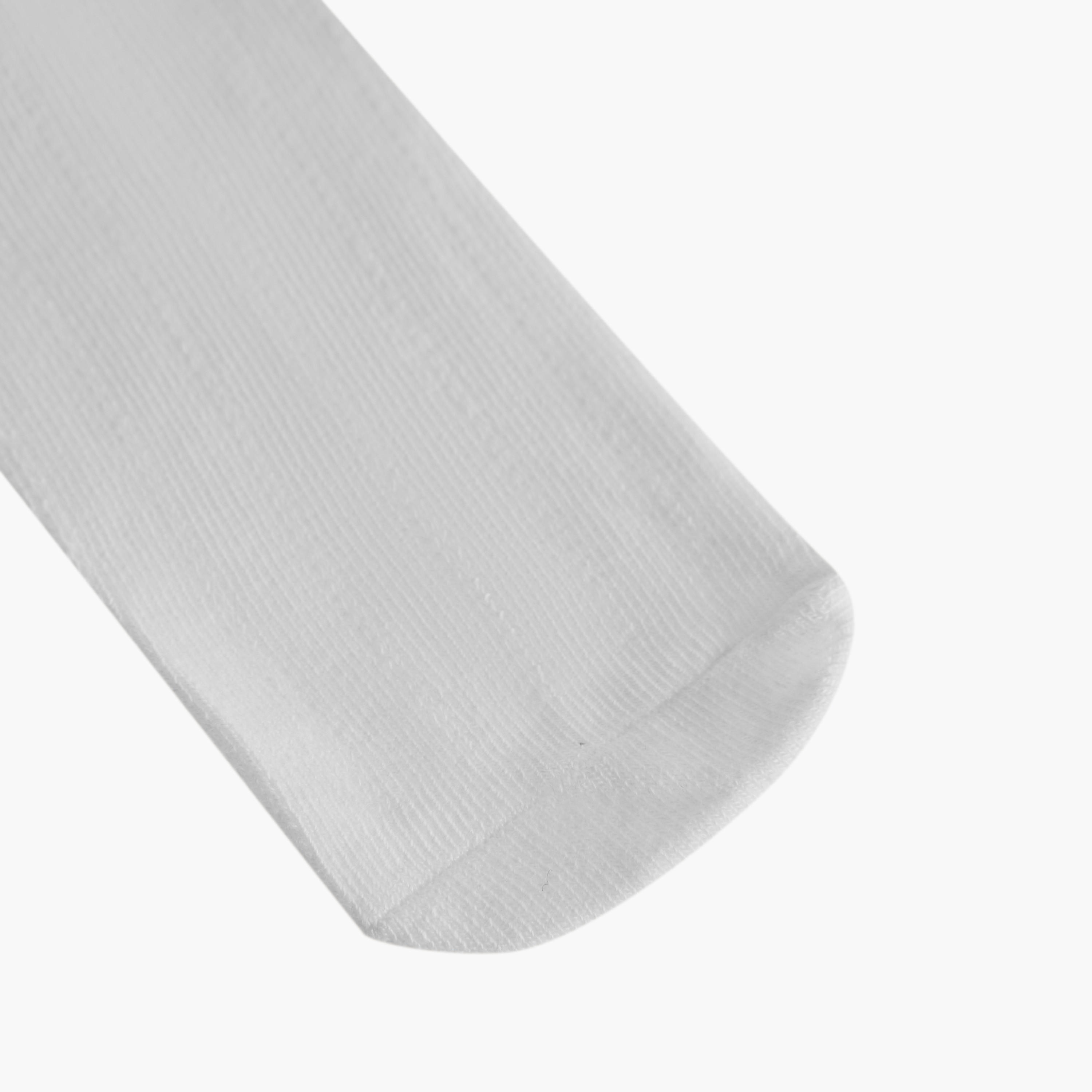 طقم جوارب غير وبرية 3 أزواج بطول الكاحل من ليتل ميسي-girls-accessories-socks-image-5