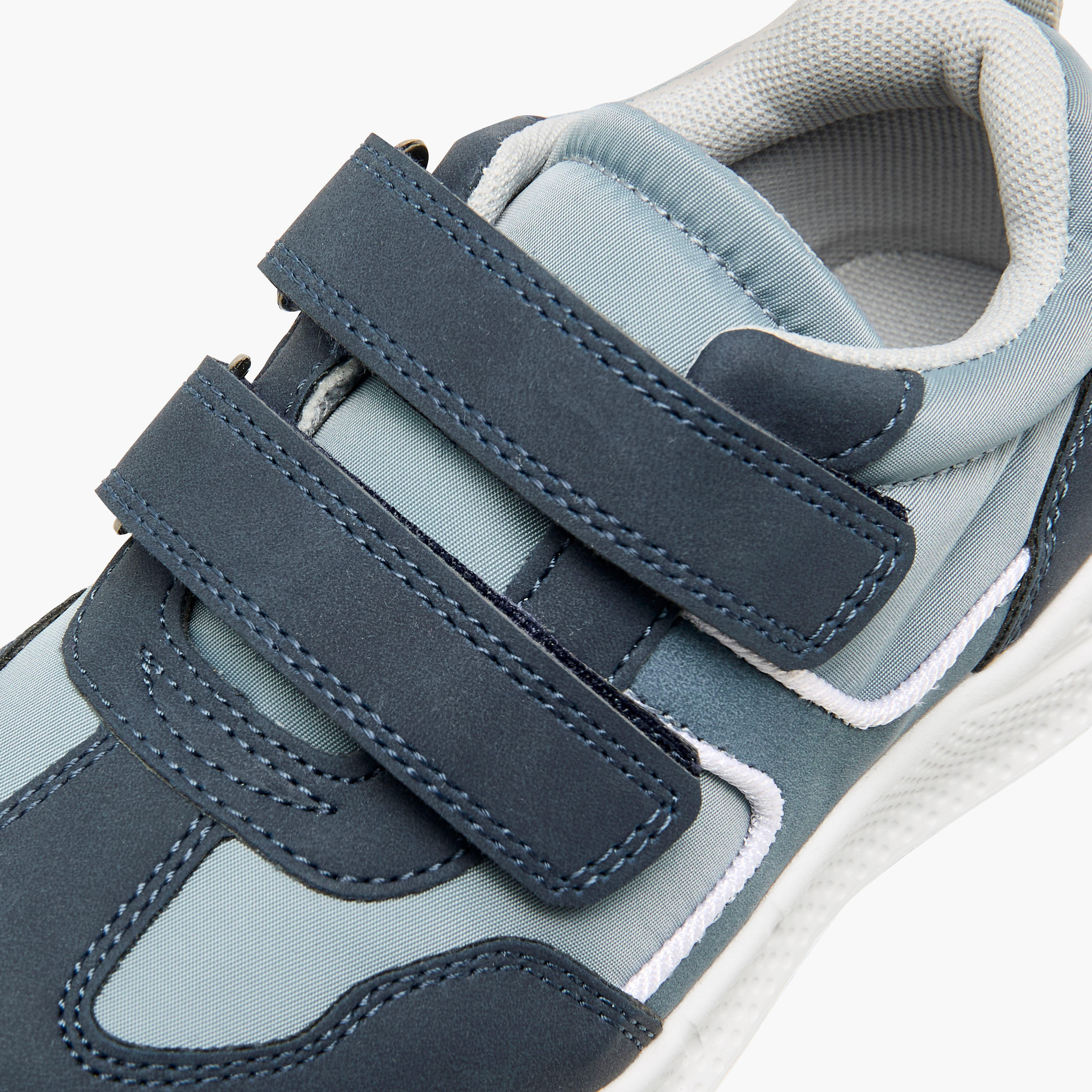 Juniors Panelled Sneakers with Hook and Loop Closure-boys-shoes-sneakers-image-4