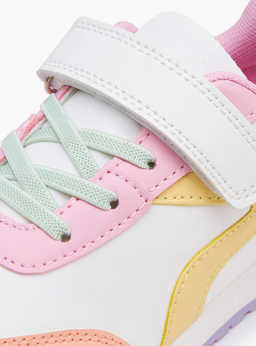 حذاء سنيكرز بشريط إغلاق لاصق للبنات من ليتل ميسي-girls-shoes-sneakers-image-4