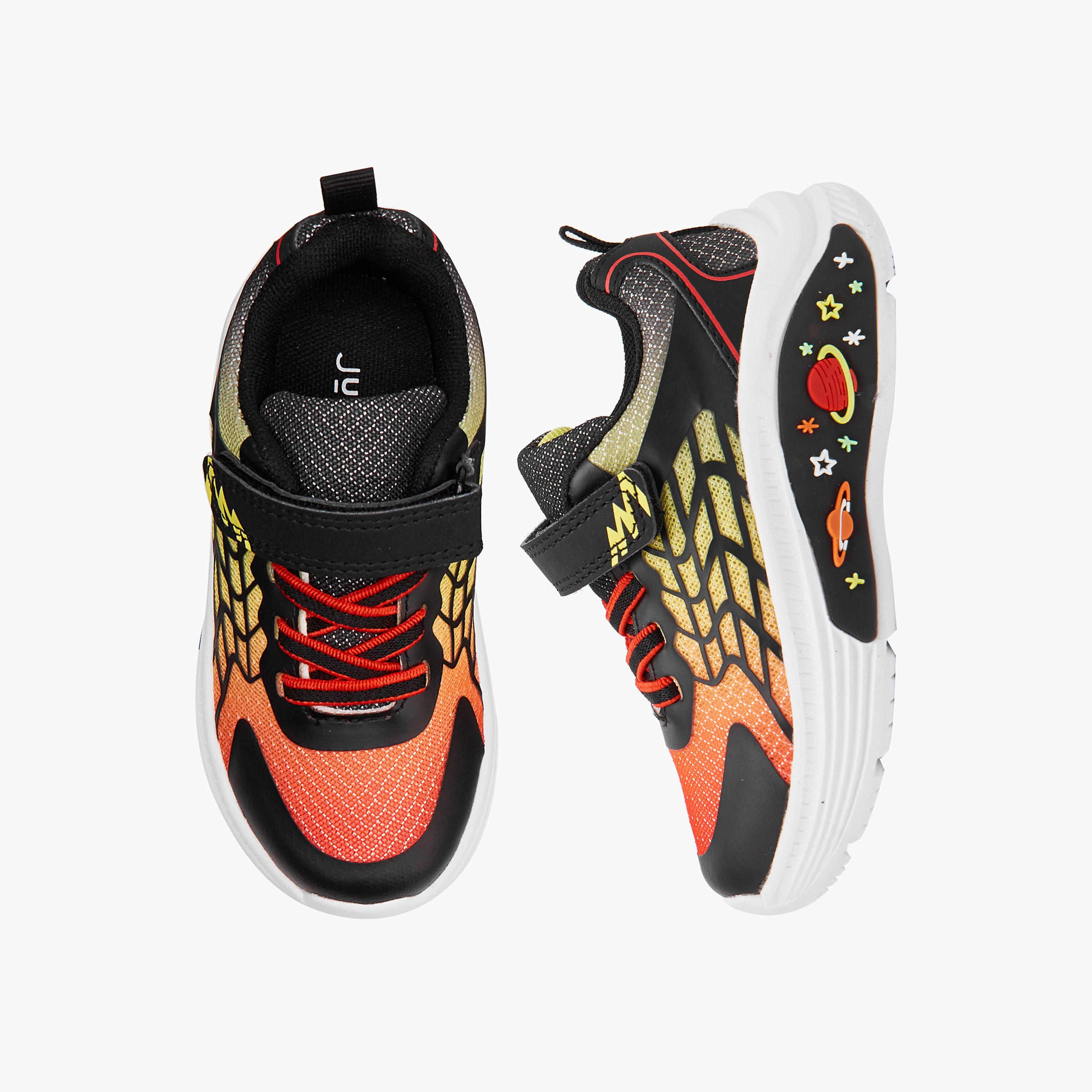 حذاء سنيكرز بطبعات للأولاد من جونيورز-boys-shoes-sneakers-image-1