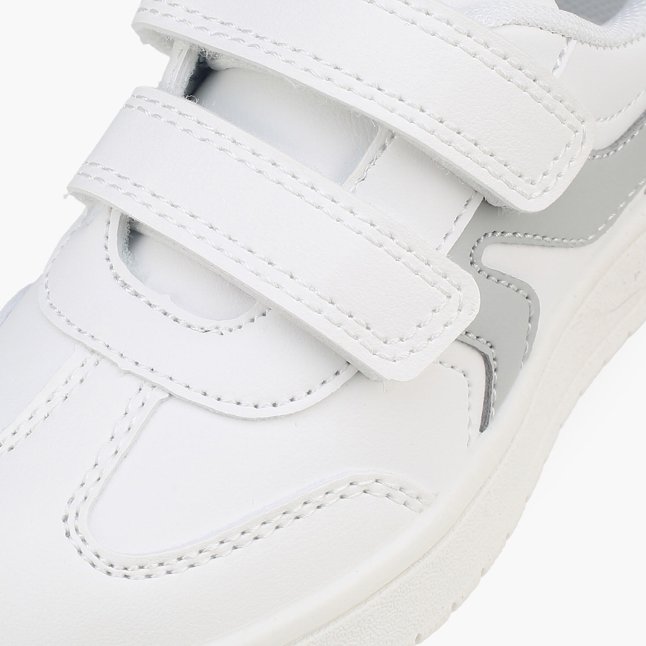 حذاء سنيكرز للكاحل بشريط إغلاق لاصق للأولاد من جونيورز-boys-shoes-sneakers-image-4