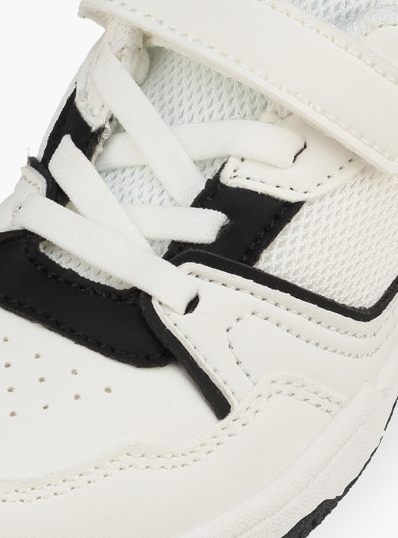 حذاء سنيكرز طول الكاحل بشريط إغلاق لاصق للأولاد من أل بي أل من شو إكسبريس-boys-shoes-sneakers-image-4