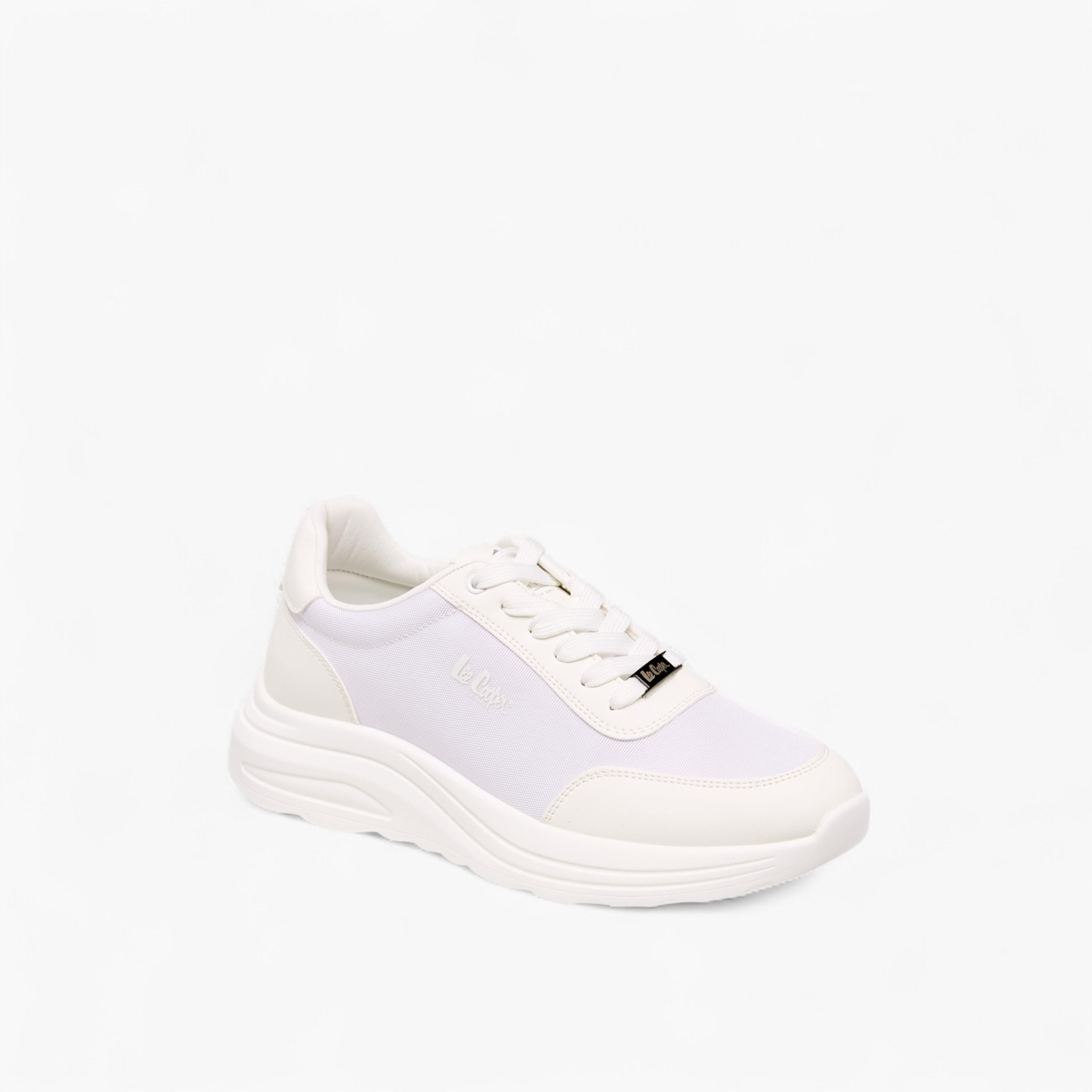 حذاء سنيكرز بطبعات مربعات ورباط إغلاق للرجال من لي كوبر-men-shoes-sneakers-image-4