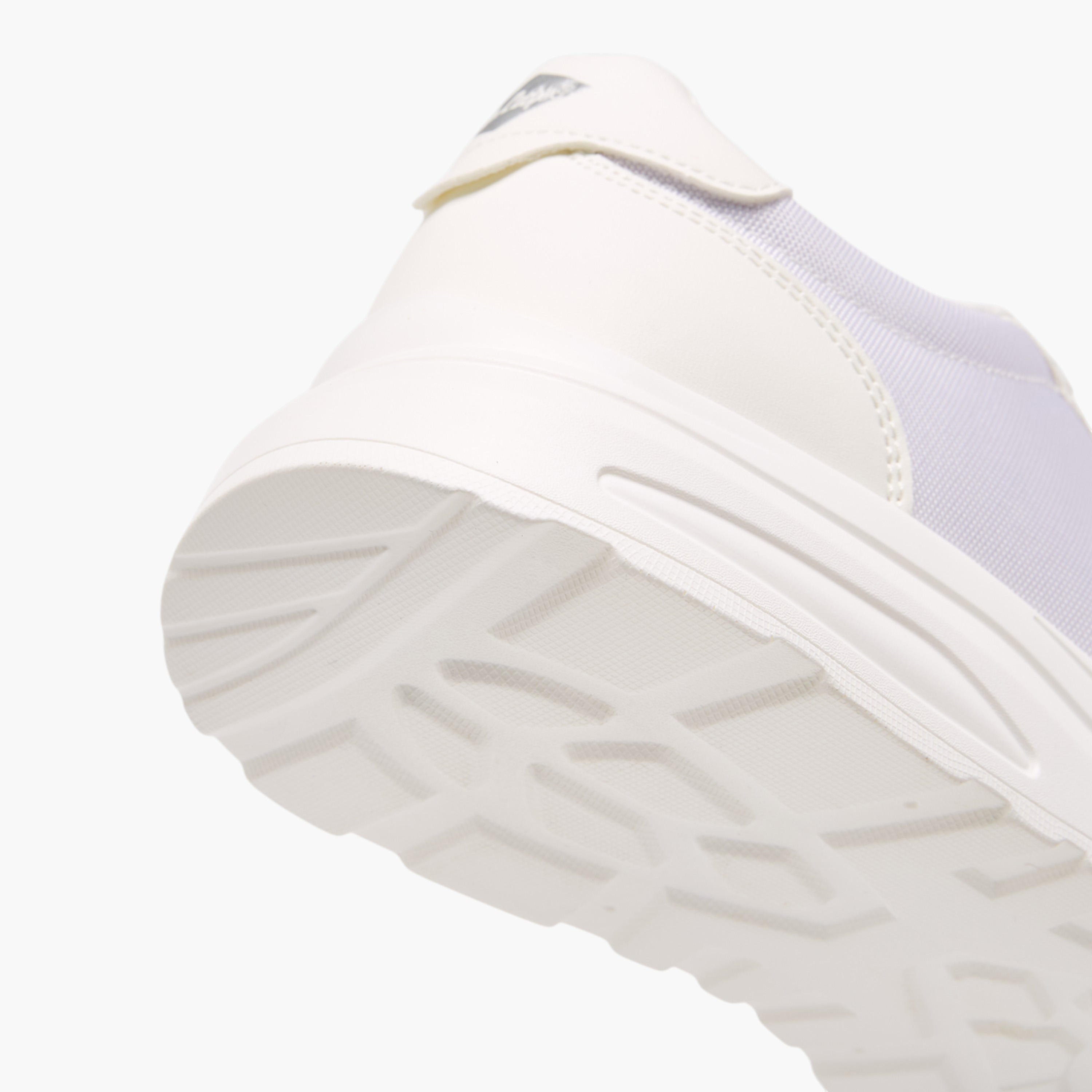 حذاء سنيكرز بطبعات مربعات ورباط إغلاق للرجال من لي كوبر-men-shoes-sneakers-image-1