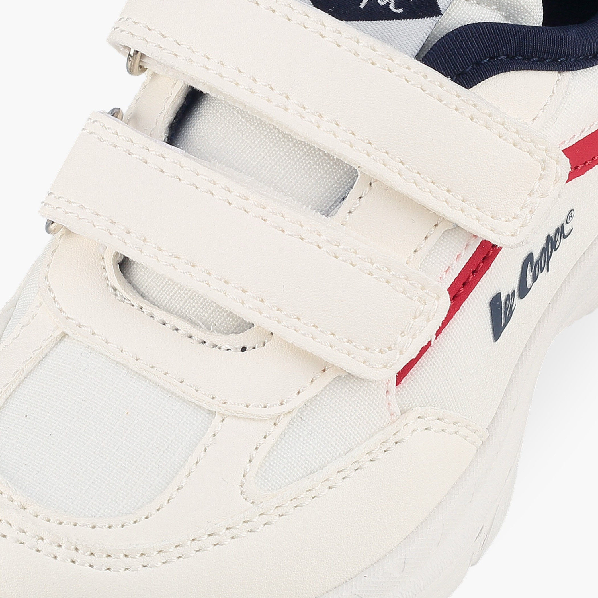 حذاء سنيكرز بشريط إغلاق لاصق للأولاد من لي كوبر-boys-shoes-sneakers-image-4