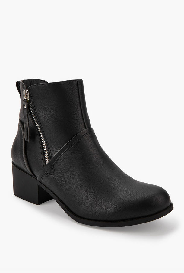 بوت بطول الكاحل وكعب سميك للنساء من فلورا بيلا-women-winterwear-image-1