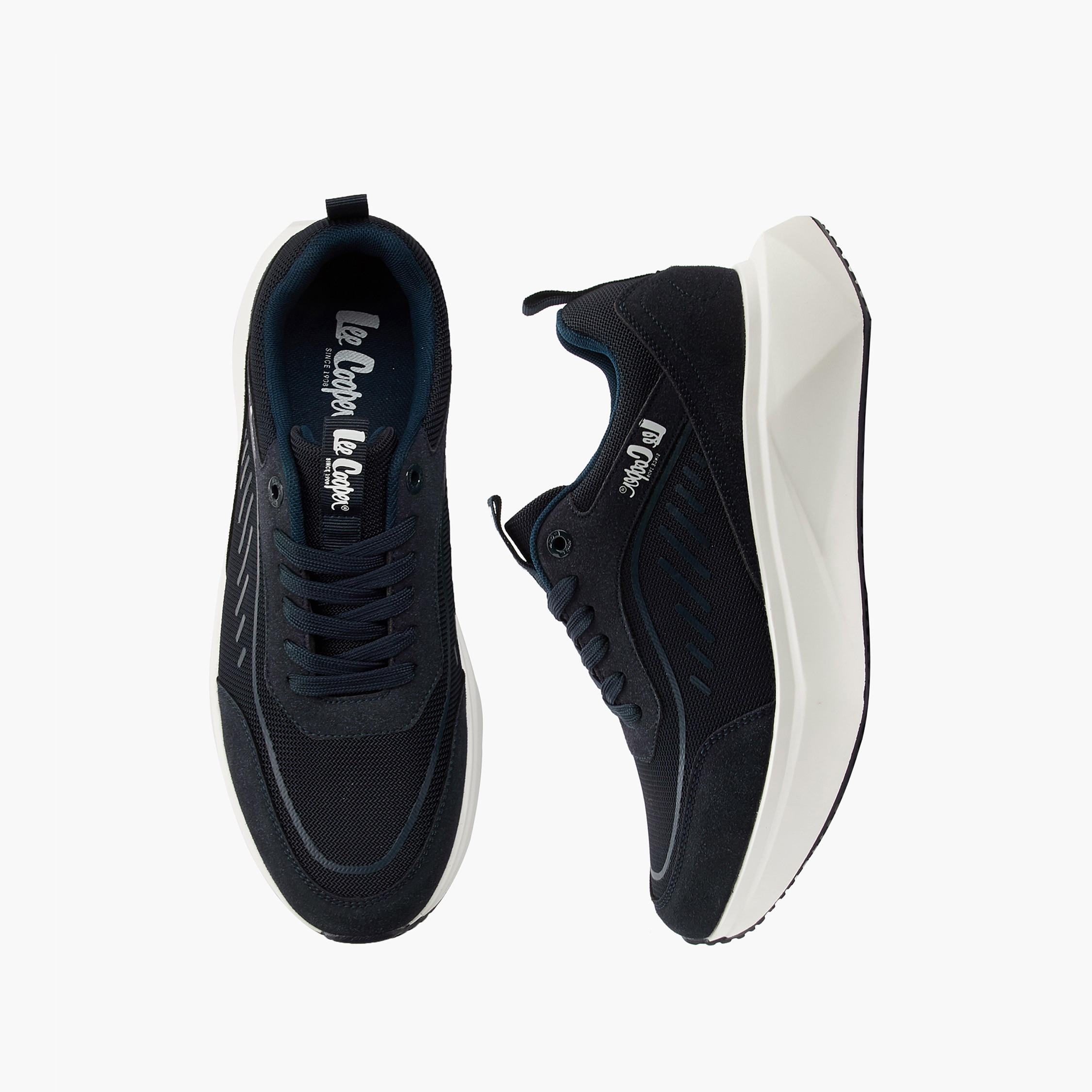 حذاء سنيكرز أورثولايت برباط إغلاق وألسنة سحب للرجال من لي كوبر-men-shoes-sneakers-image-1