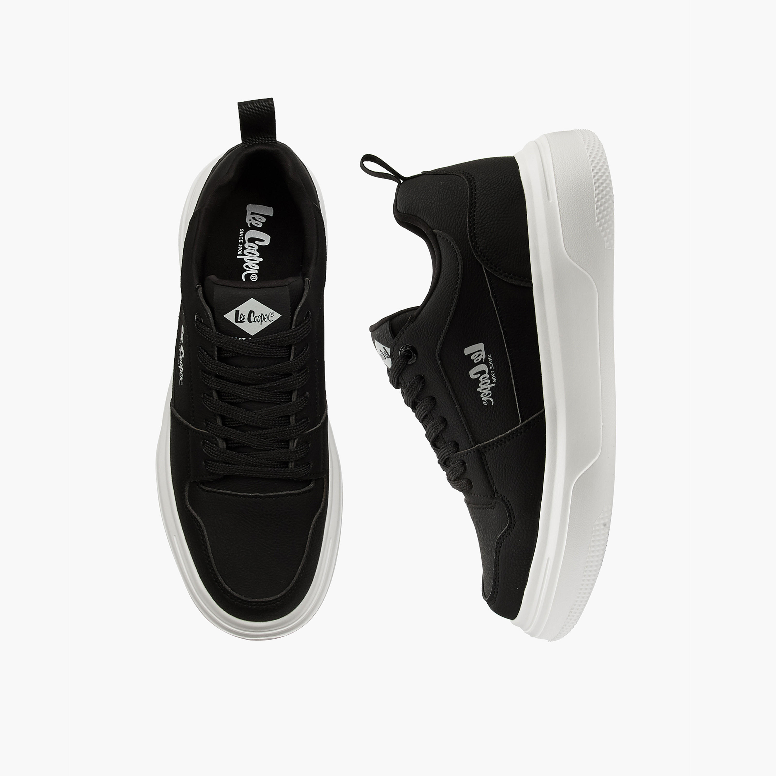 حذاء سنيكرز أورثولايت برباط إغلاق وألسنة سحب للرجال من لي كوبر-men-shoes-sneakers-image-1
