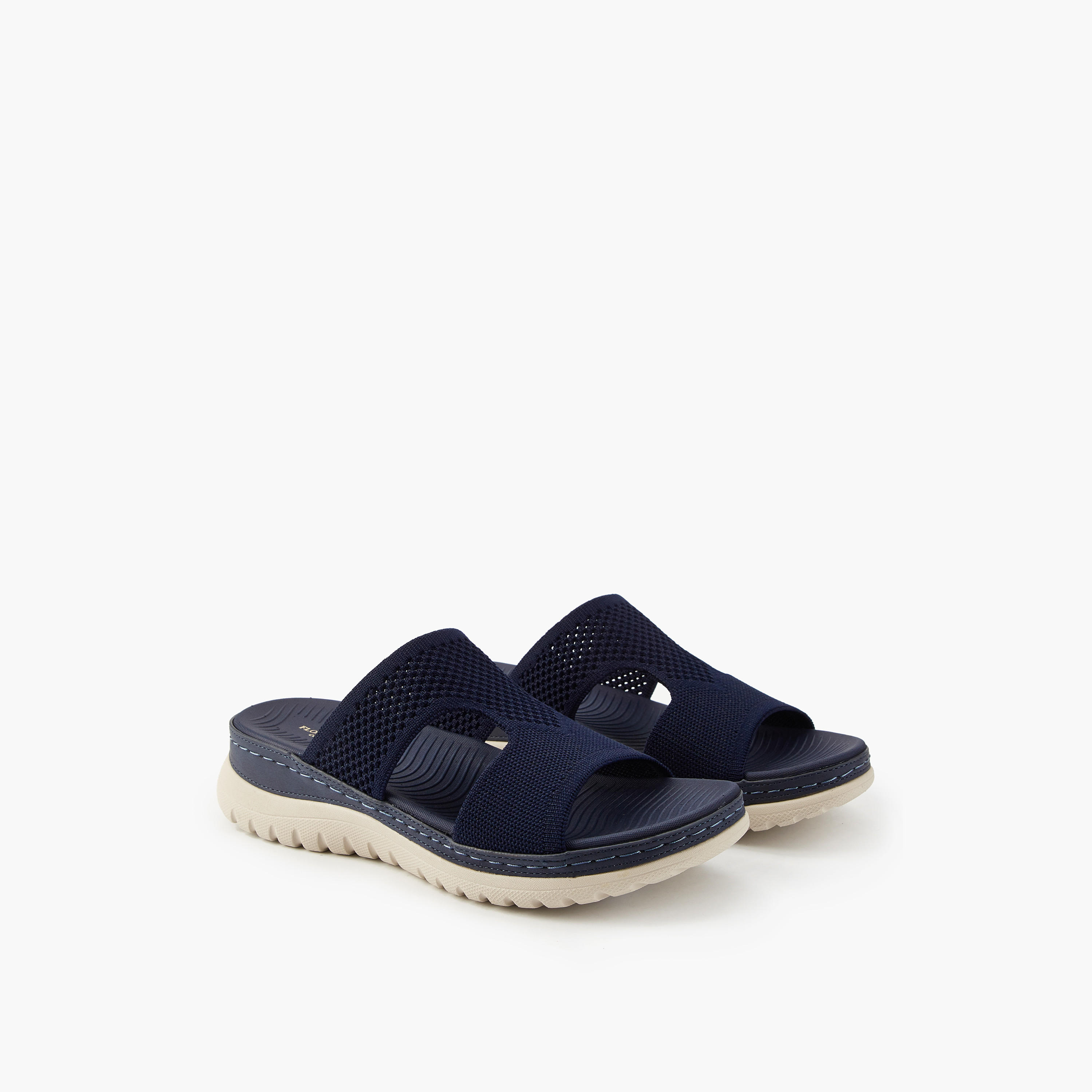صندل سهل الارتداء وبارز الملمس من فلورا بيلا-women-shoes-flats-sandals-image-1
