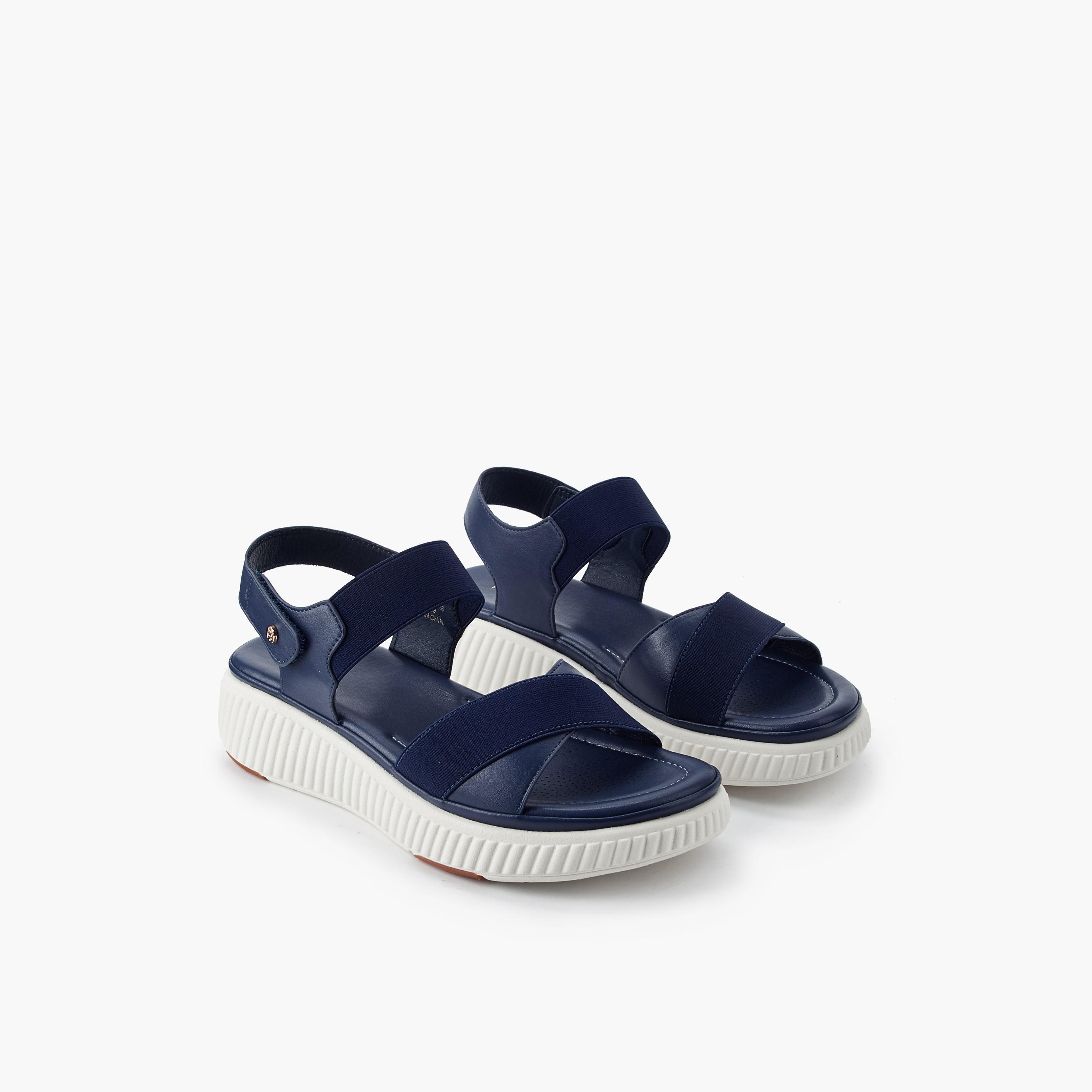 صندل نسائي بتصميم عصري مريح من فلورا بيلا-women-shoes-flats-sandals-image-1