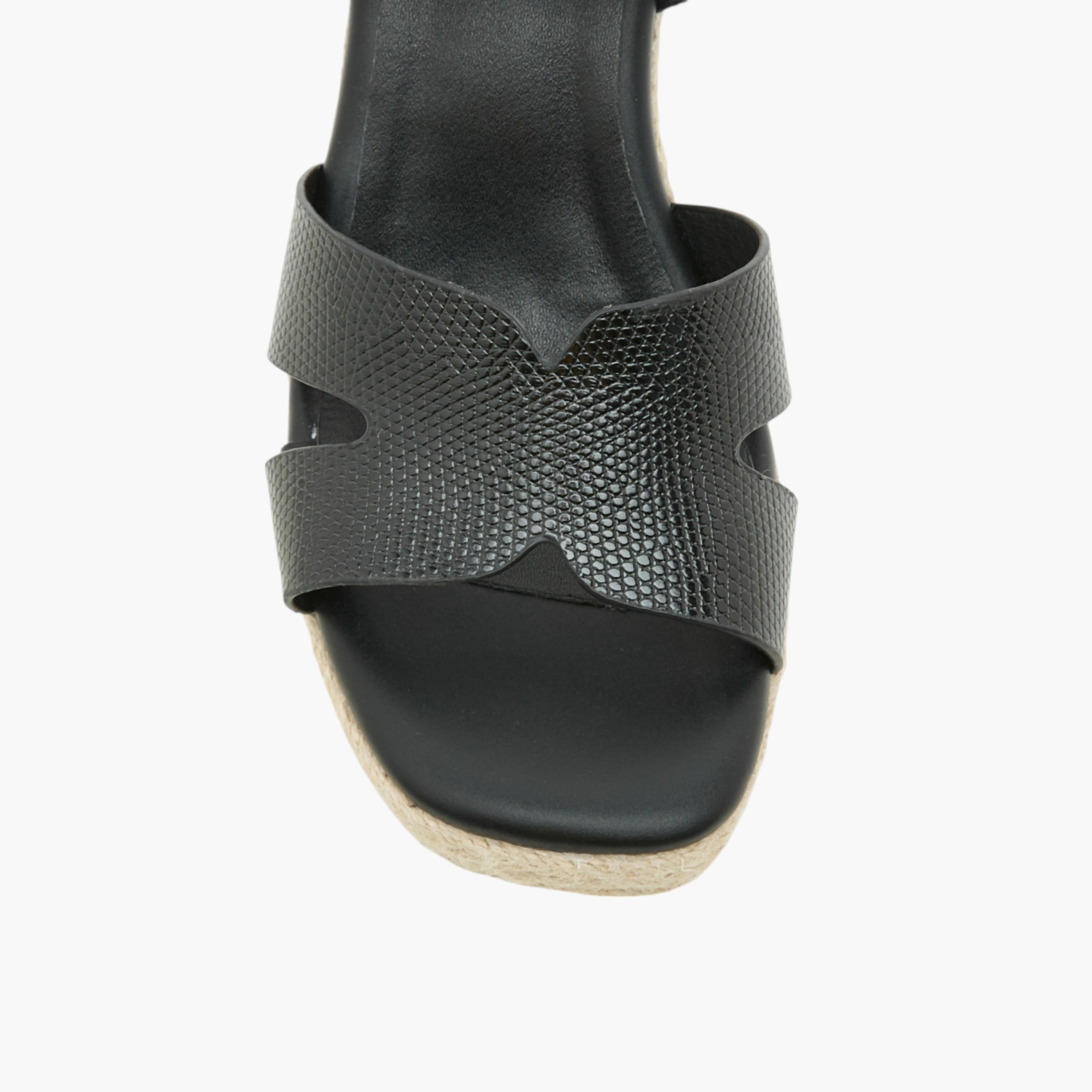Paprika Textured Wedge Heeled Sandals with Buckle Closure-women-shoes-sandals-heeled-image-4
