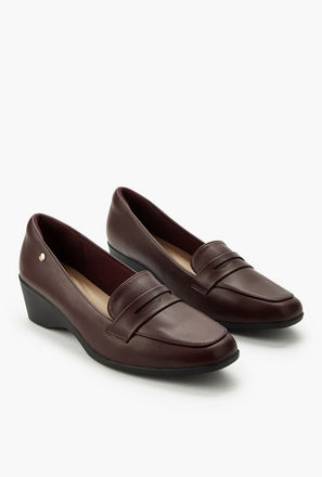 حذاء بكعب ويدج للنساء من فلورا بيلا-women-shoes-loafersandmoccasins-image-1