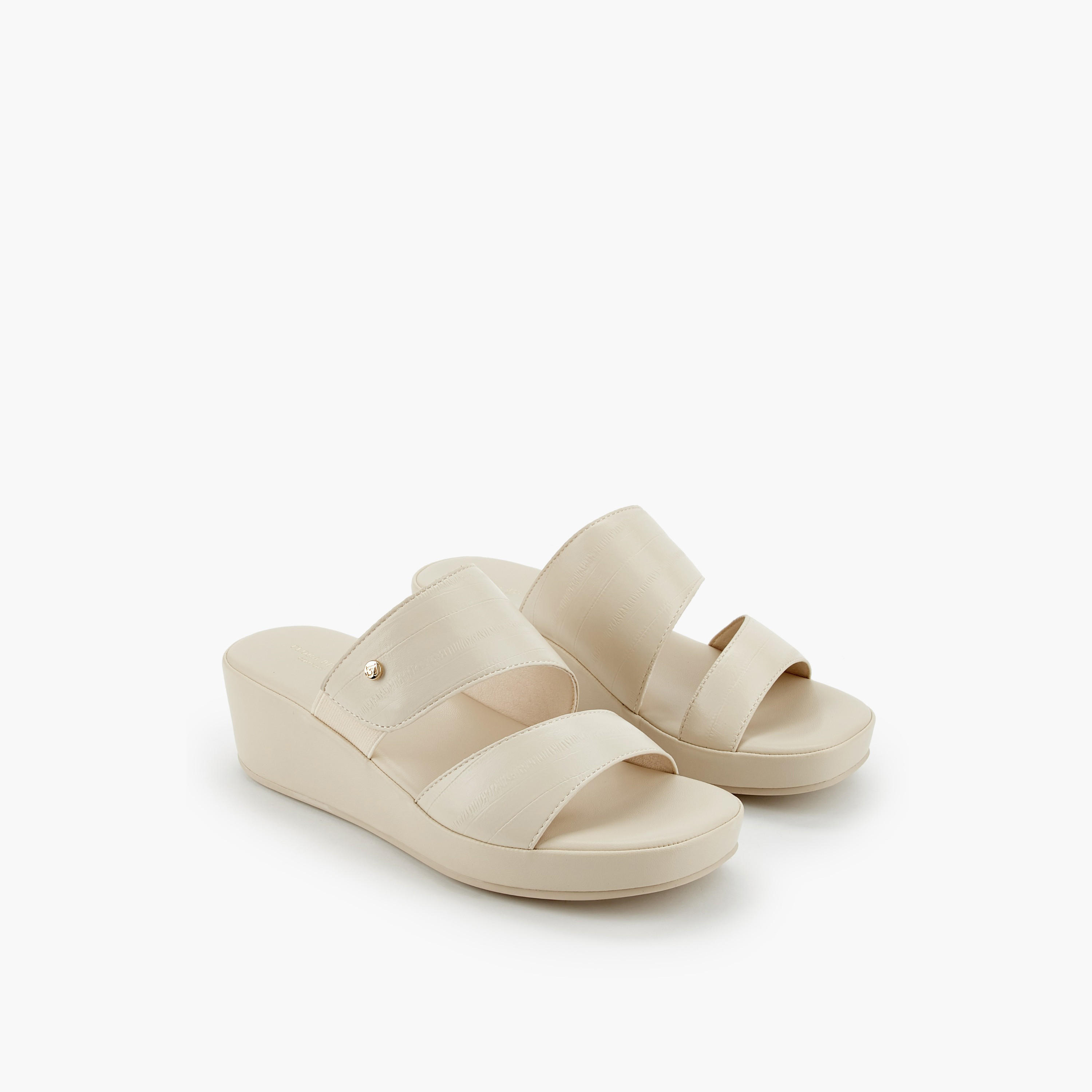 صندل نسائي بكعب ويدج مريح للنساء من فلورا بيلا-women-shoes-sandals-heeled-image-6
