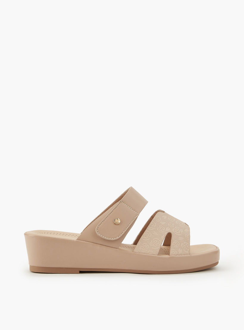 Flora Bella Women Floral Textured Wedge Heel Sandals-women-shoes-sandals-heeled-image-3