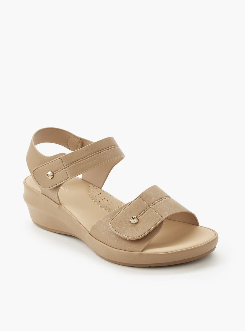 صندل مريح بكعب ويدج للنساء من فلورا بيلا-women-shoes-sandals-heeled-image-2