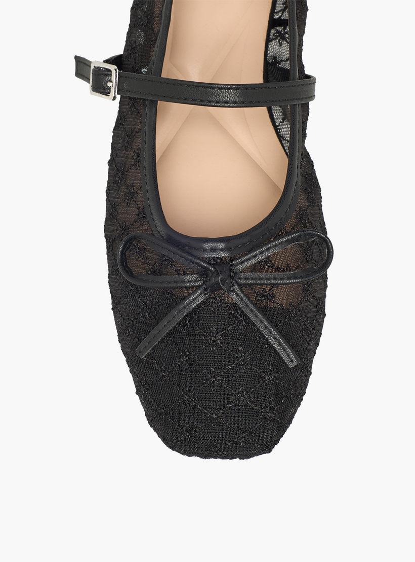 حذاء ماري جين شبكي بتفاصيل فيونكة للنساء من سيليست-women-shoes-ballerinas-image-4