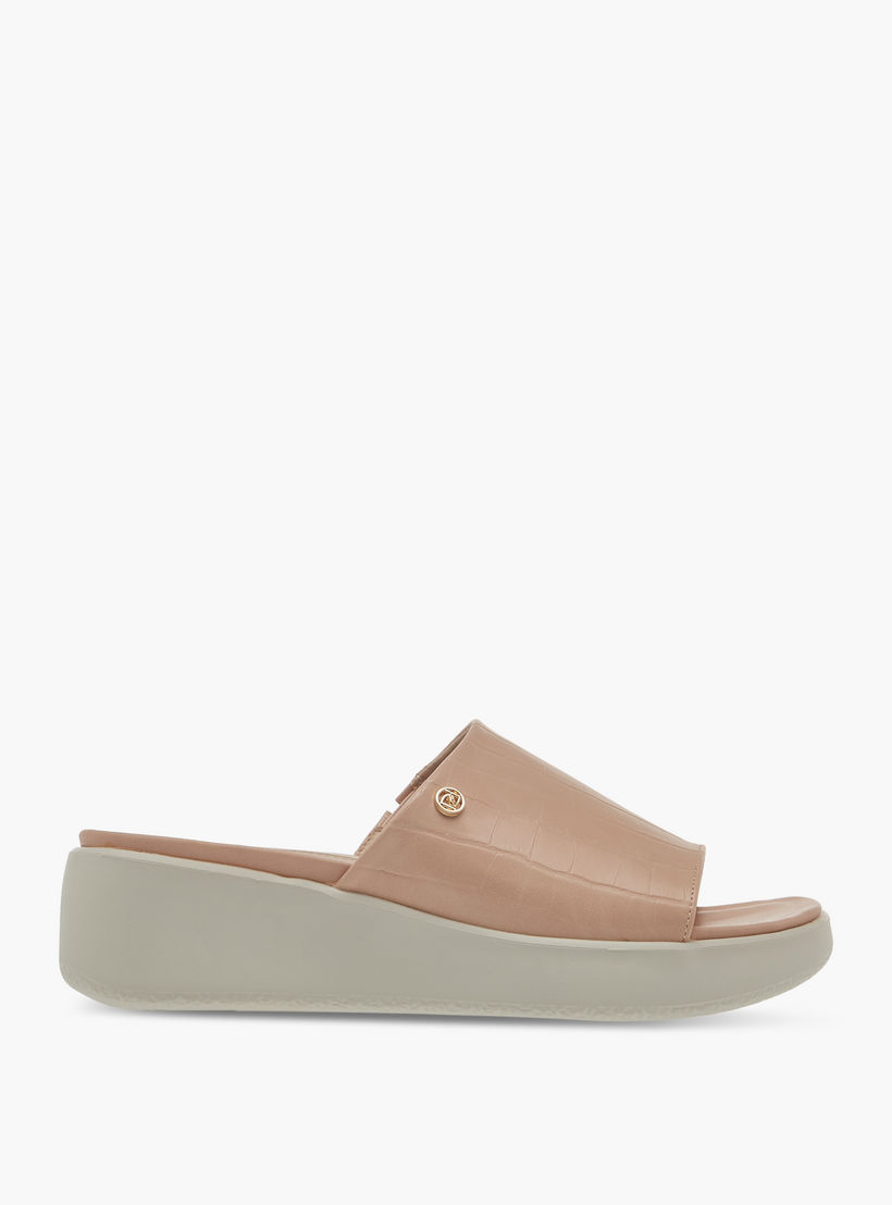 صندل مريح سهل الارتداء بارز الملمس بكعب ويدج من بابريكا-women-shoes-sandals-heeled-image-3