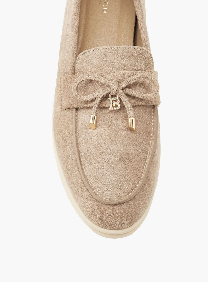 حذاء سهل الارتداء سادة بزينة فيونكة من فلورا بيلا-women-shoes-loafersandmoccasins-image-4