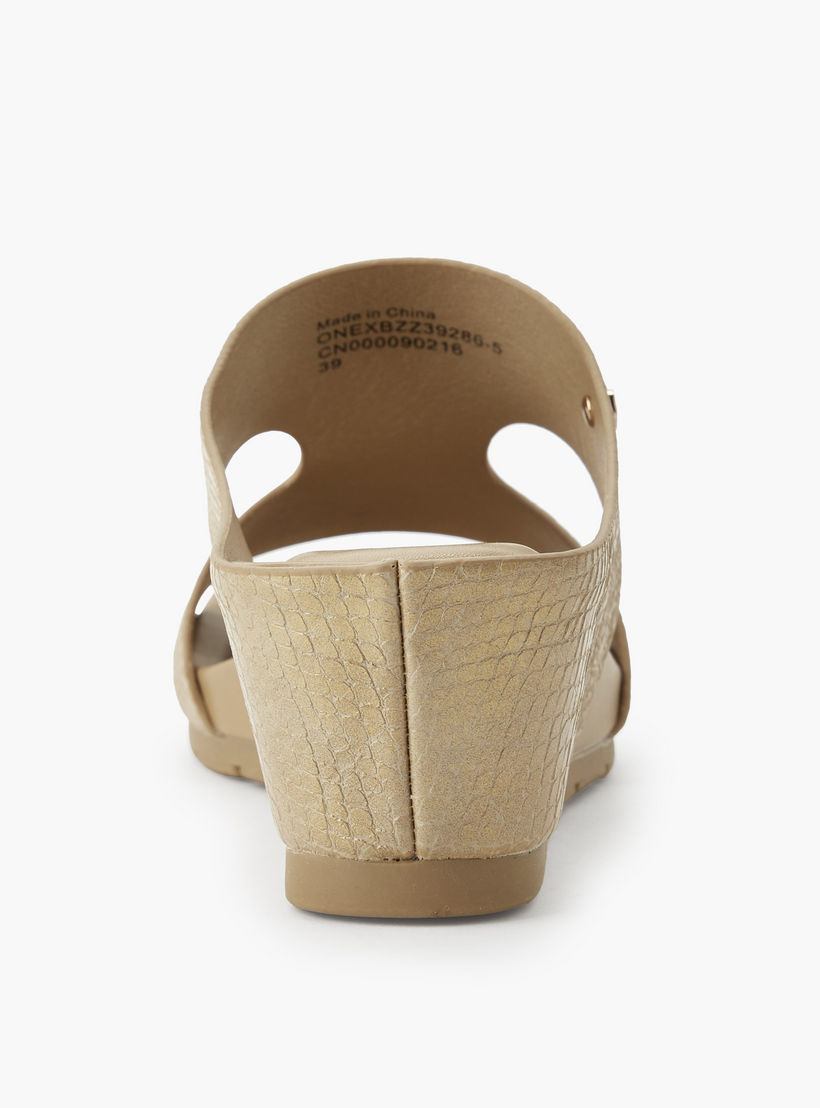 صندل بارز الملمس بكعب ويدج للنساء من فلورا بيلا-women-shoes-sandals-heeled-image-5