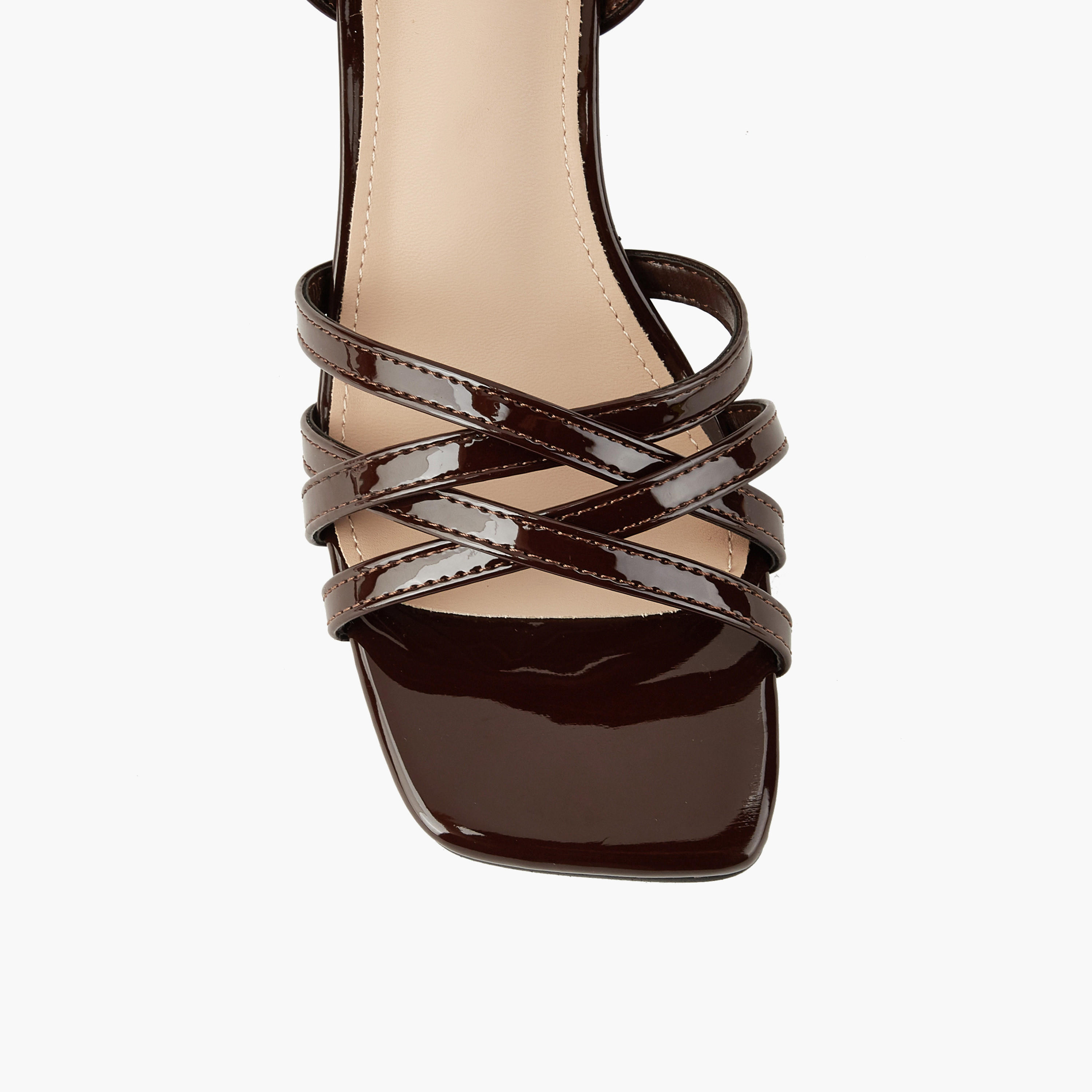 صندل بكعب سميك وإبزيم إغلاق للنساء من فلورا بيلا-women-shoes-sandals-heeled-image-4