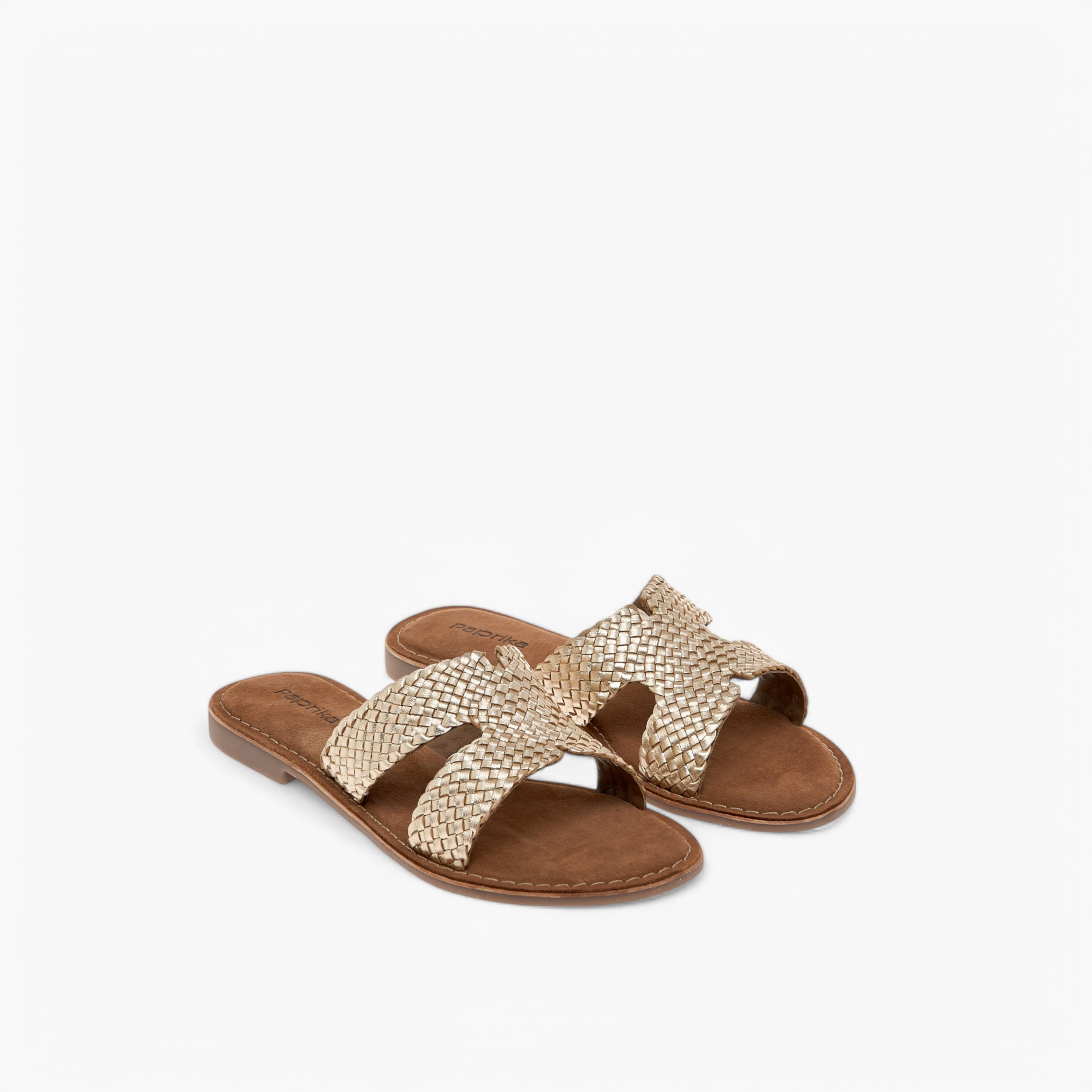 صندل مسطح سهل الارتداء بملمس جلد بارز من بابريكا-women-shoes-flats-sandals-image-5